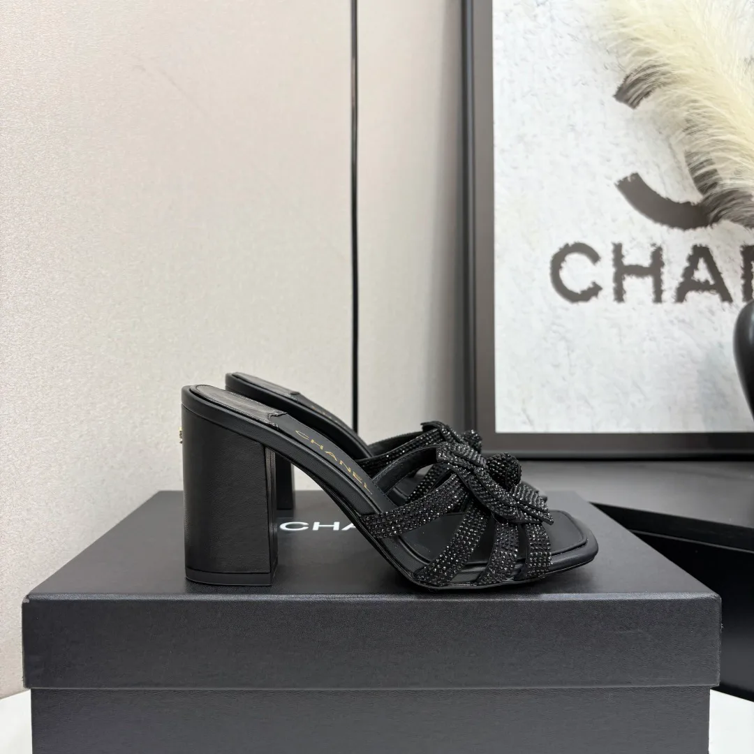 Сандалии Женские Chanel 12584309