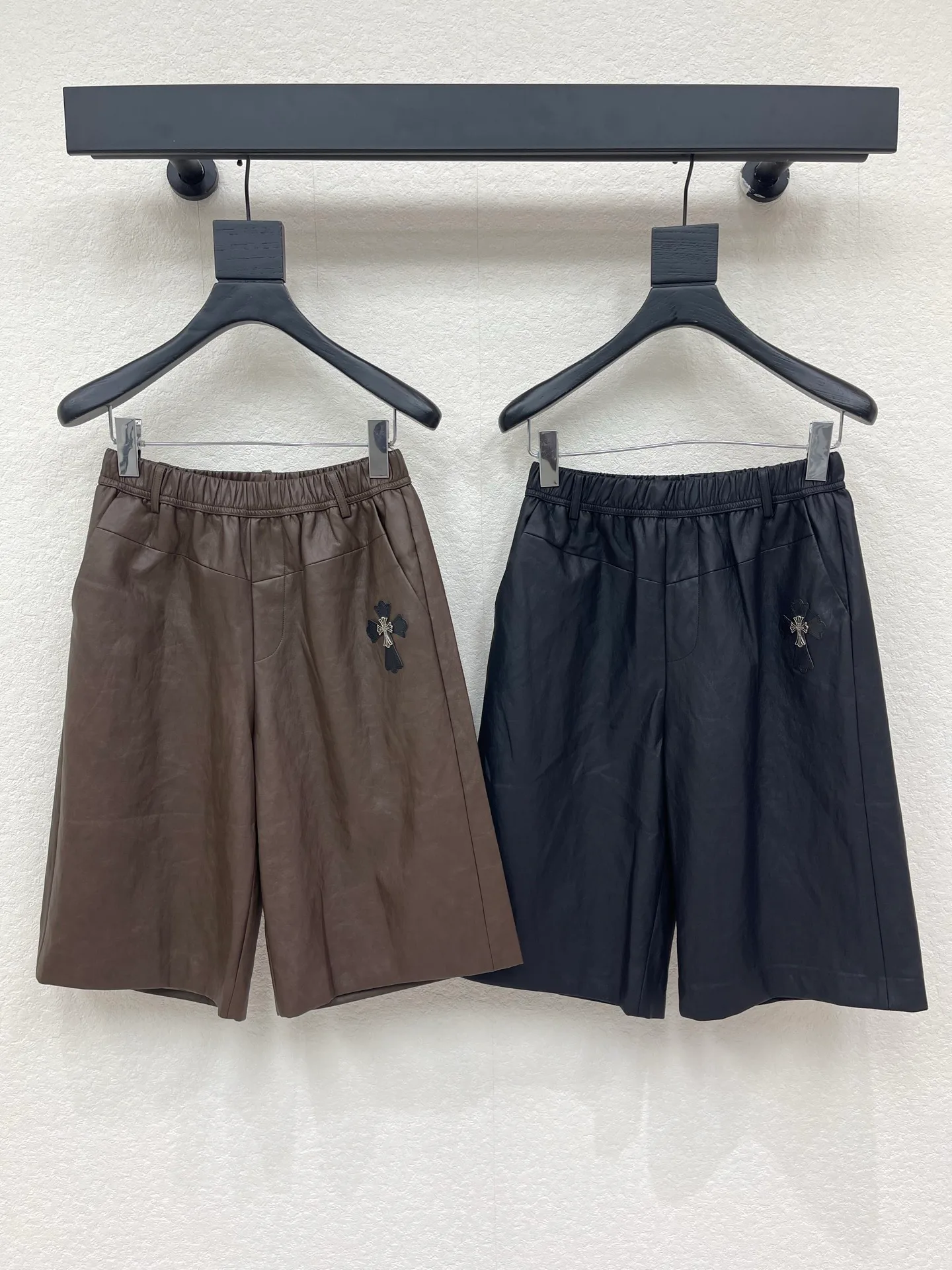 Шорты Женские Chrome Hearts 18017073