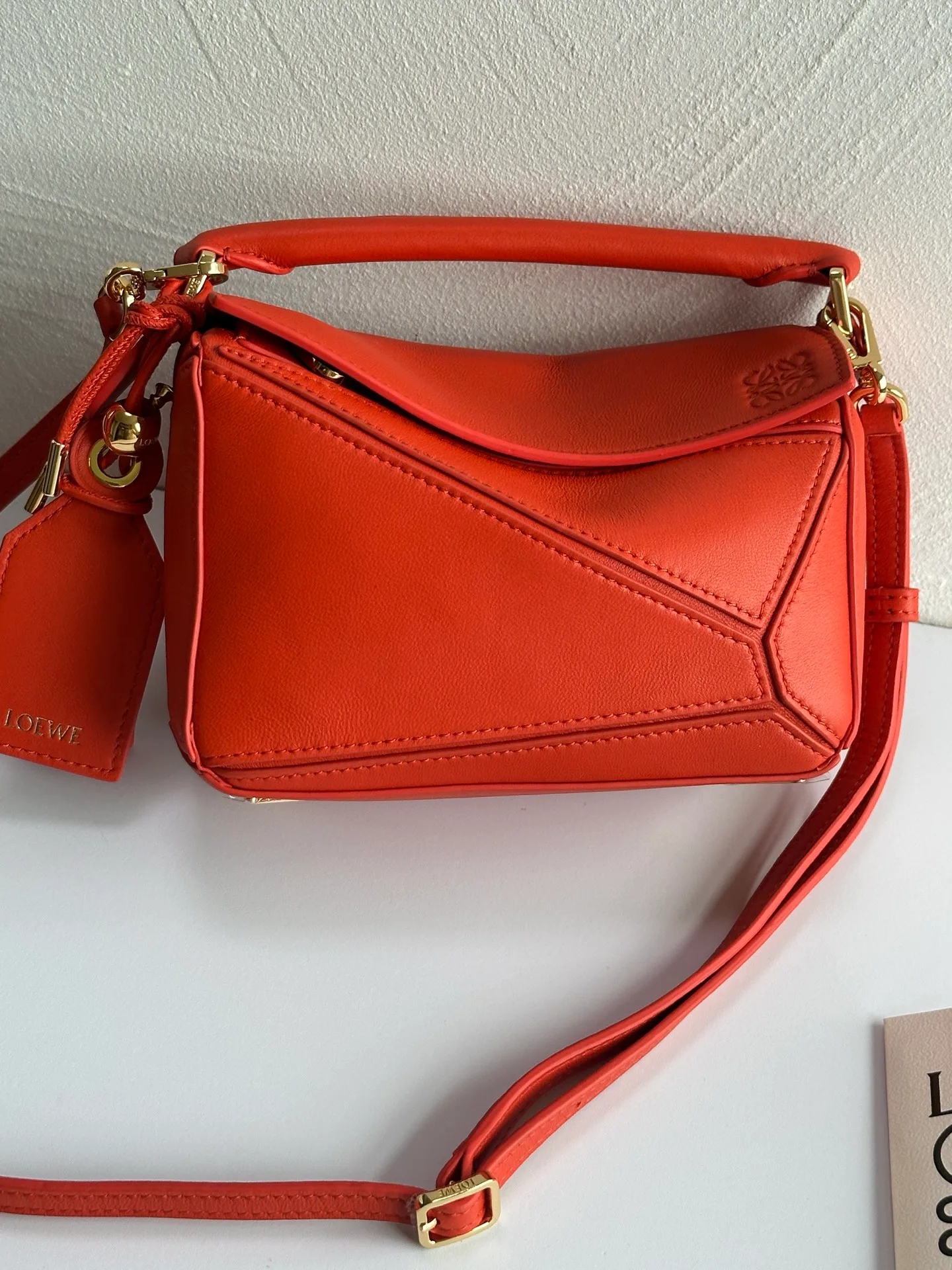 Классические Сумки Женские Loewe 16839125