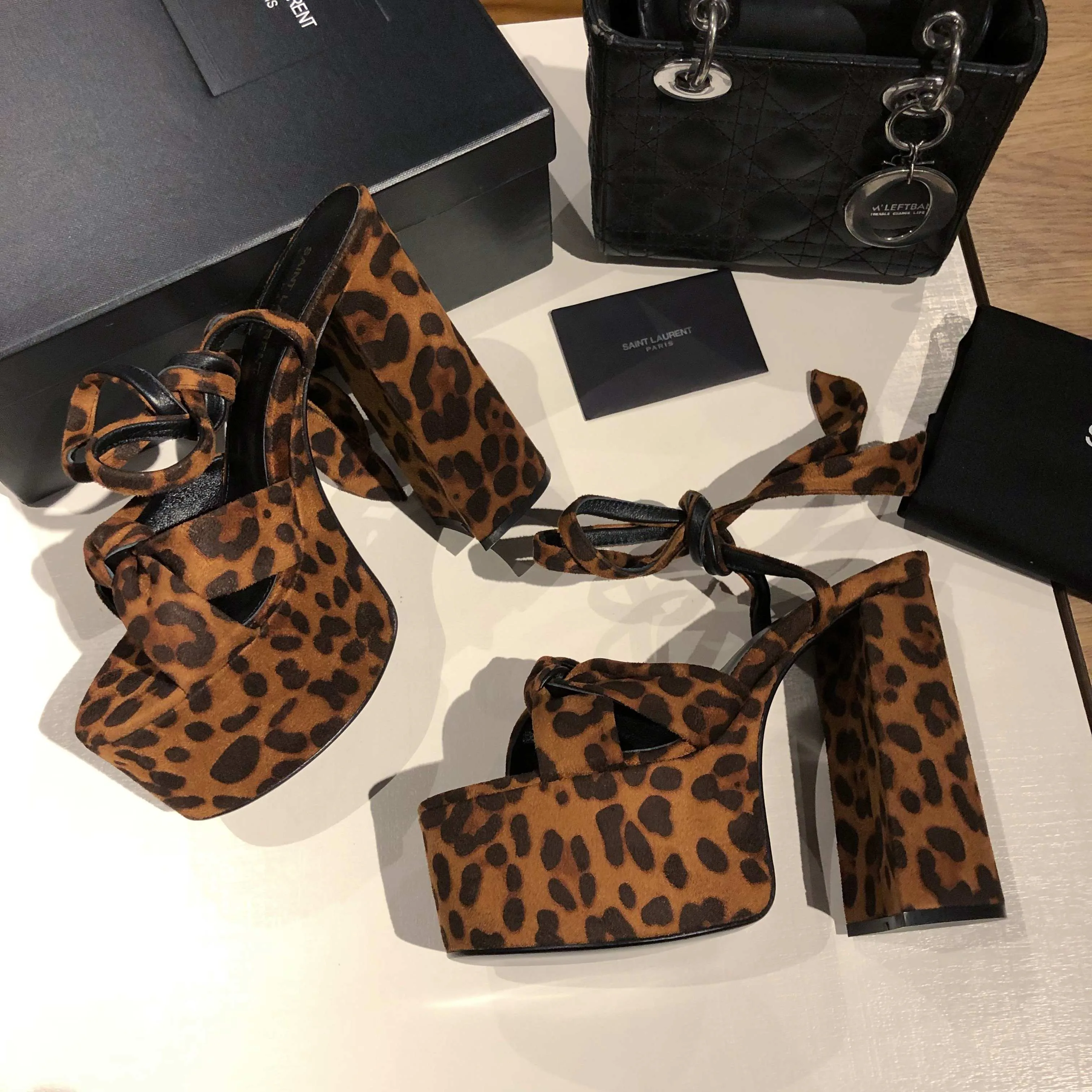 Босоножки Женские Saint Laurent 11220449