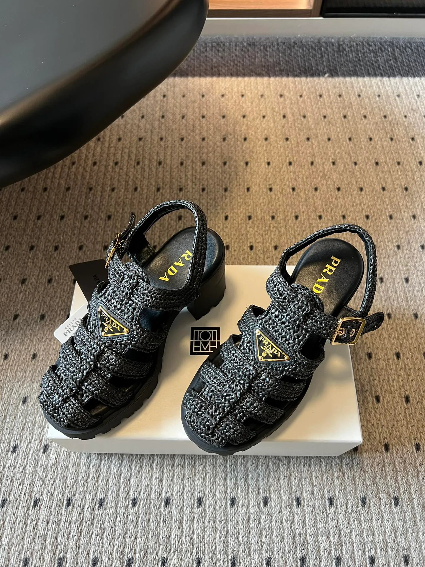 Босоножки Женские Prada 13581498