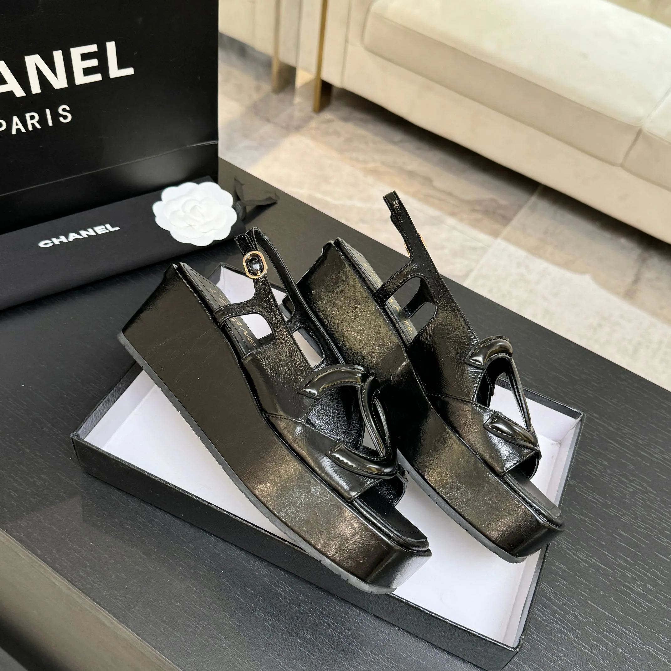 Босоножки Женские Chanel 18063120