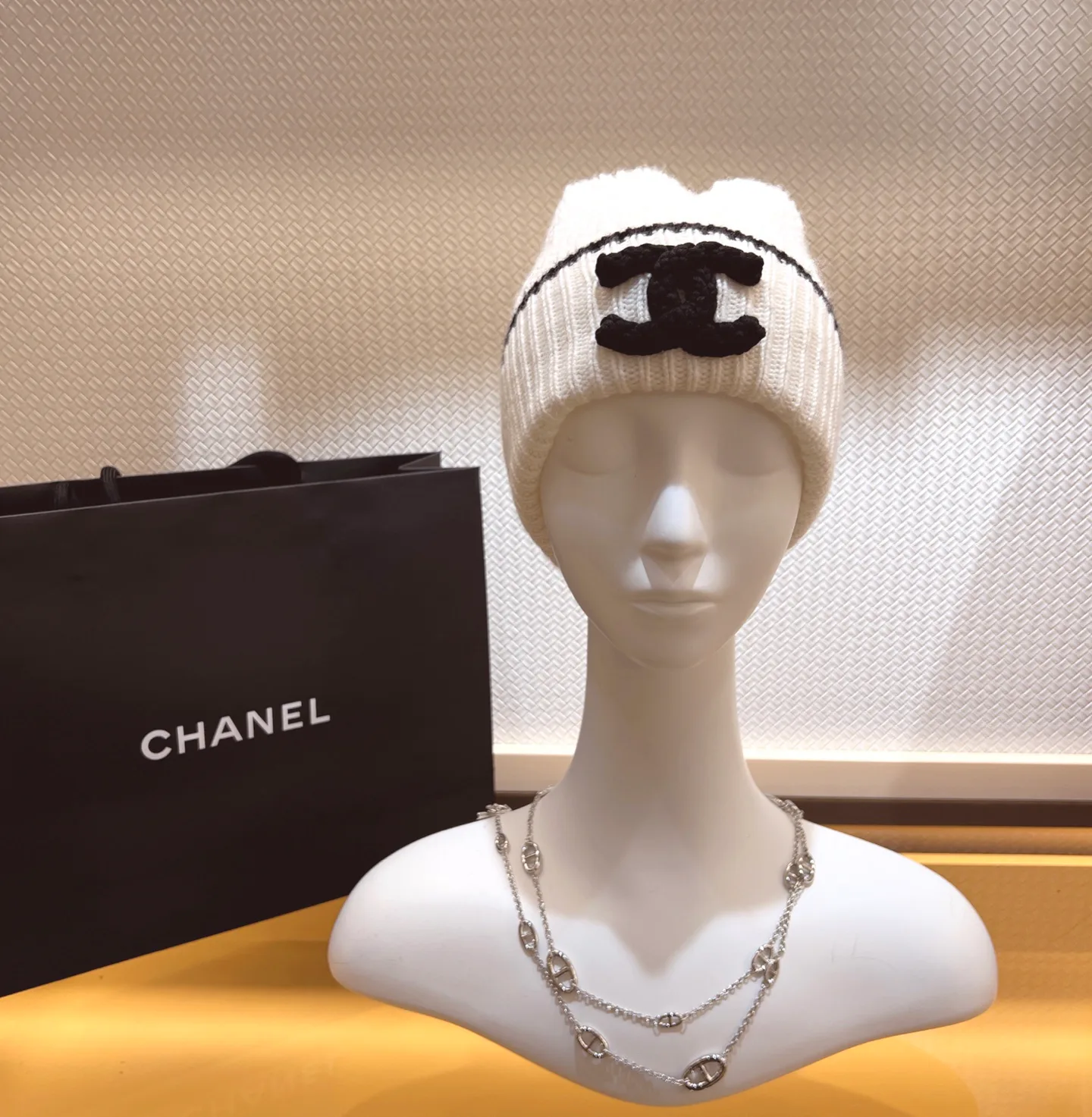 Головные Уборы Chanel 4926423