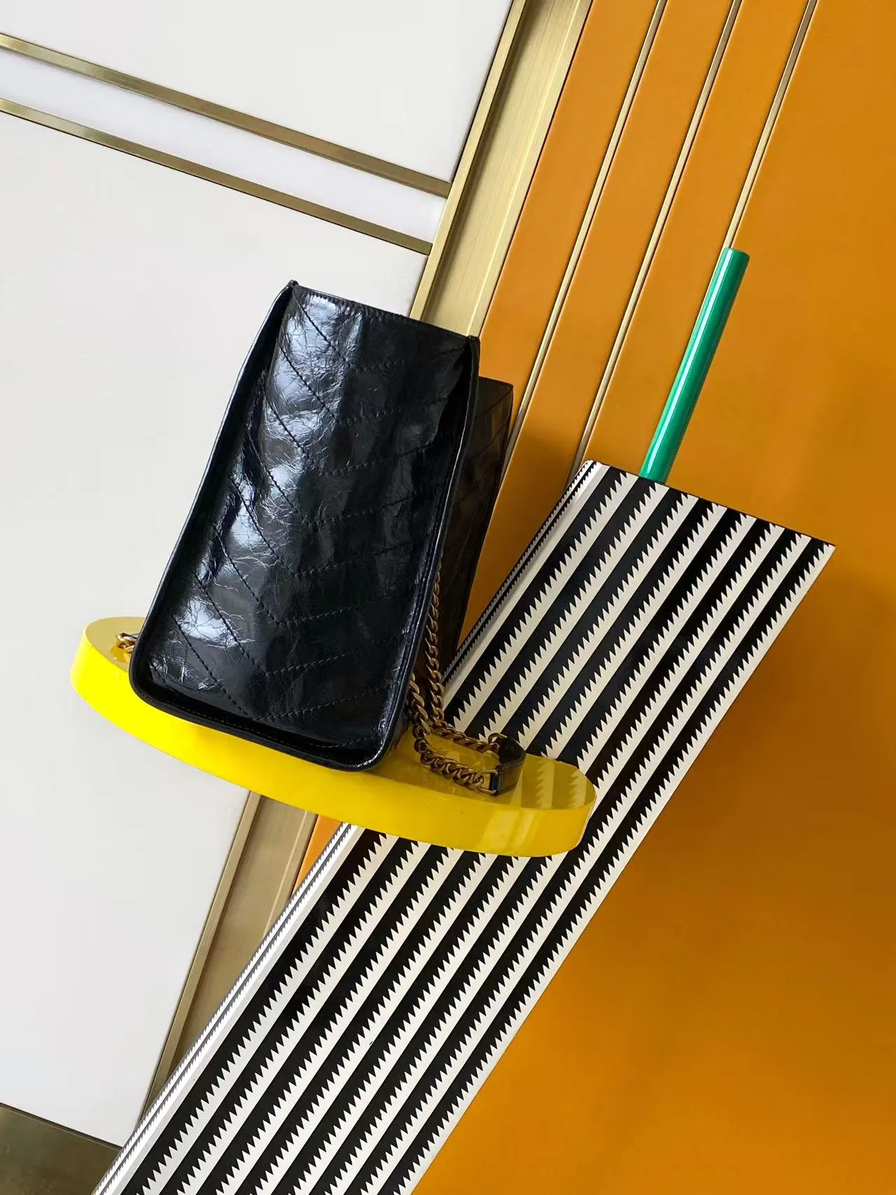 Сумки На Ремне Женские Saint Laurent 5062864