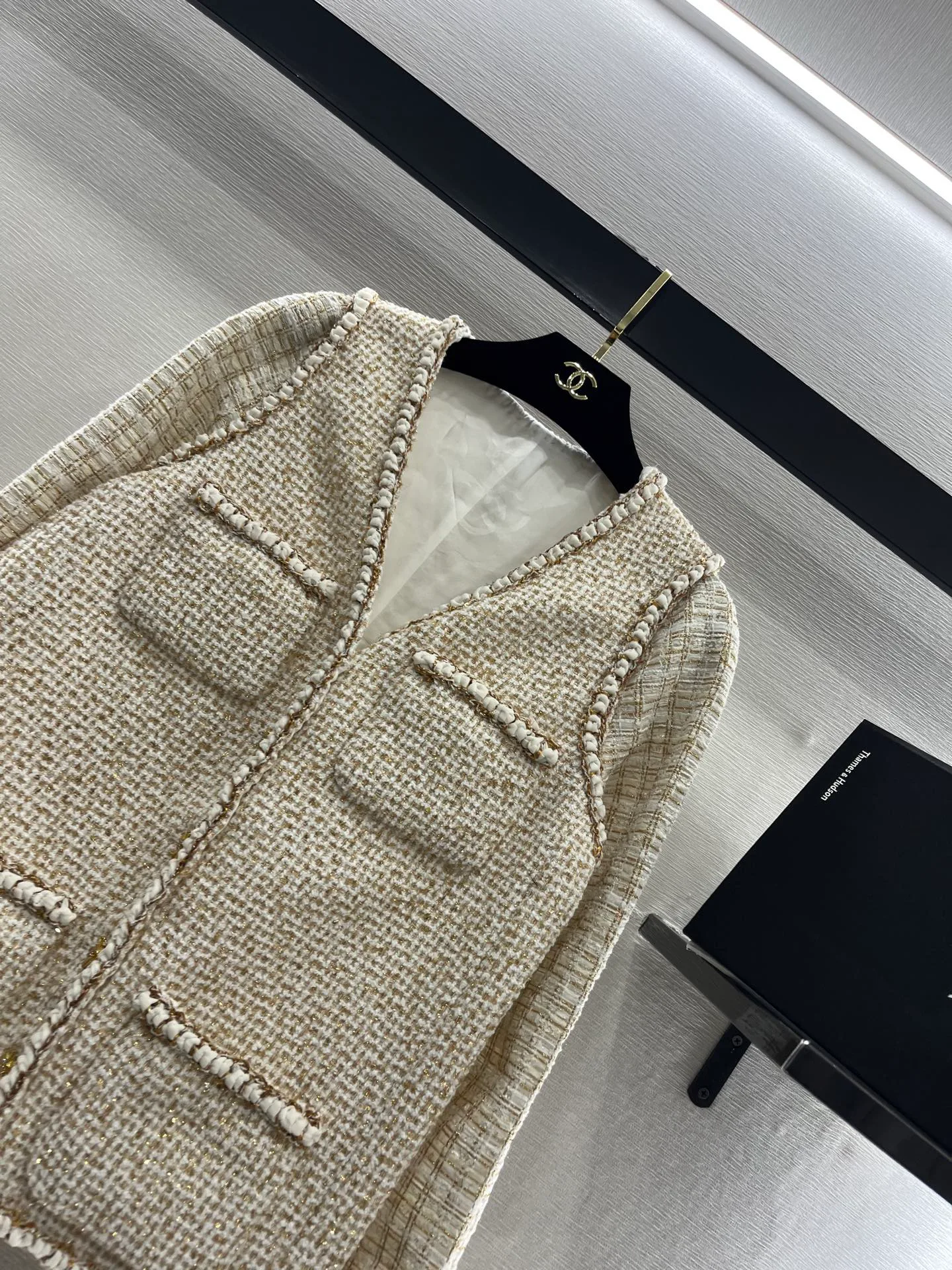 Куртки И Пуховики Женские Chanel 997614