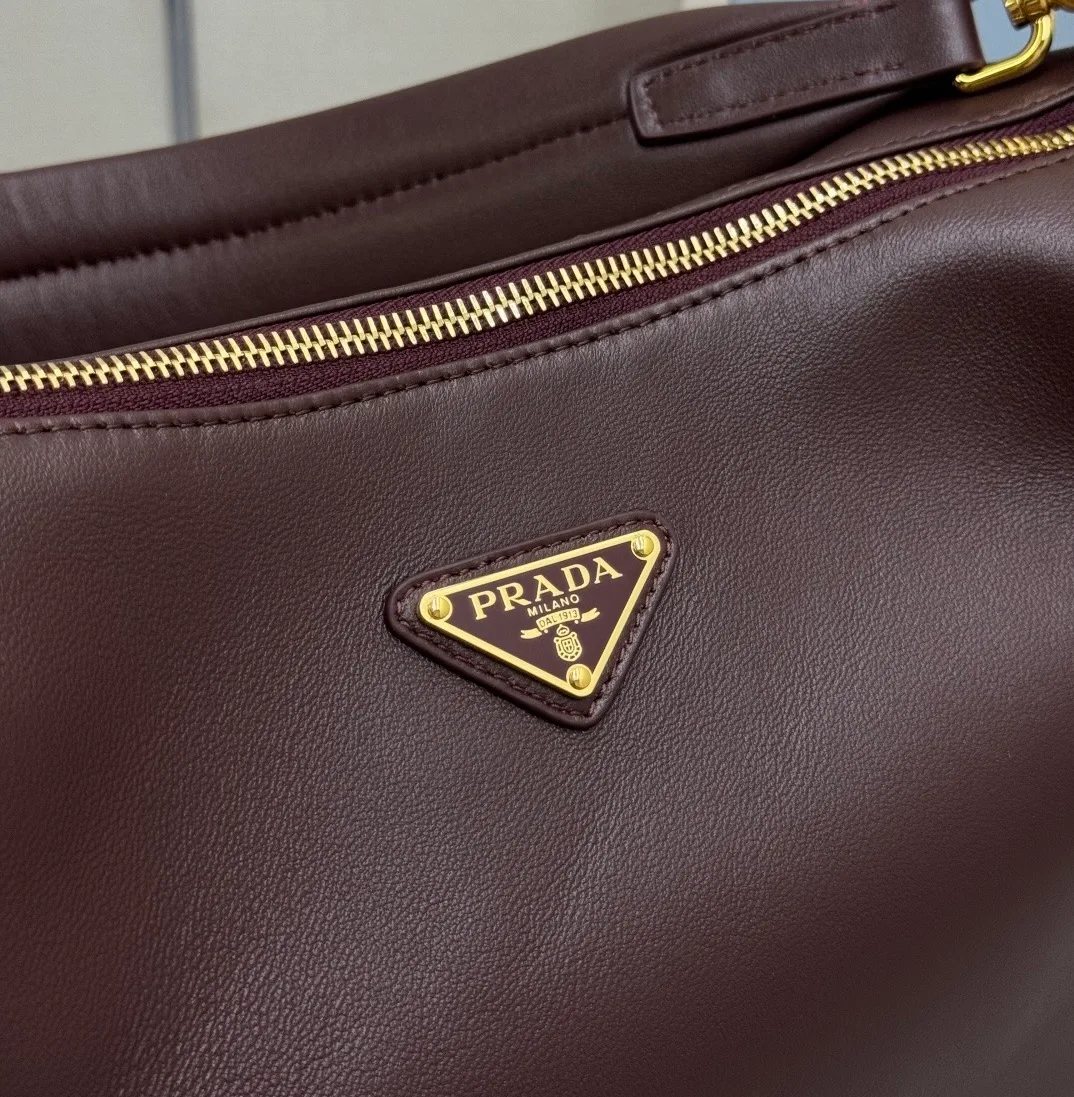 Сумки На Ремне Женские Prada 12583869