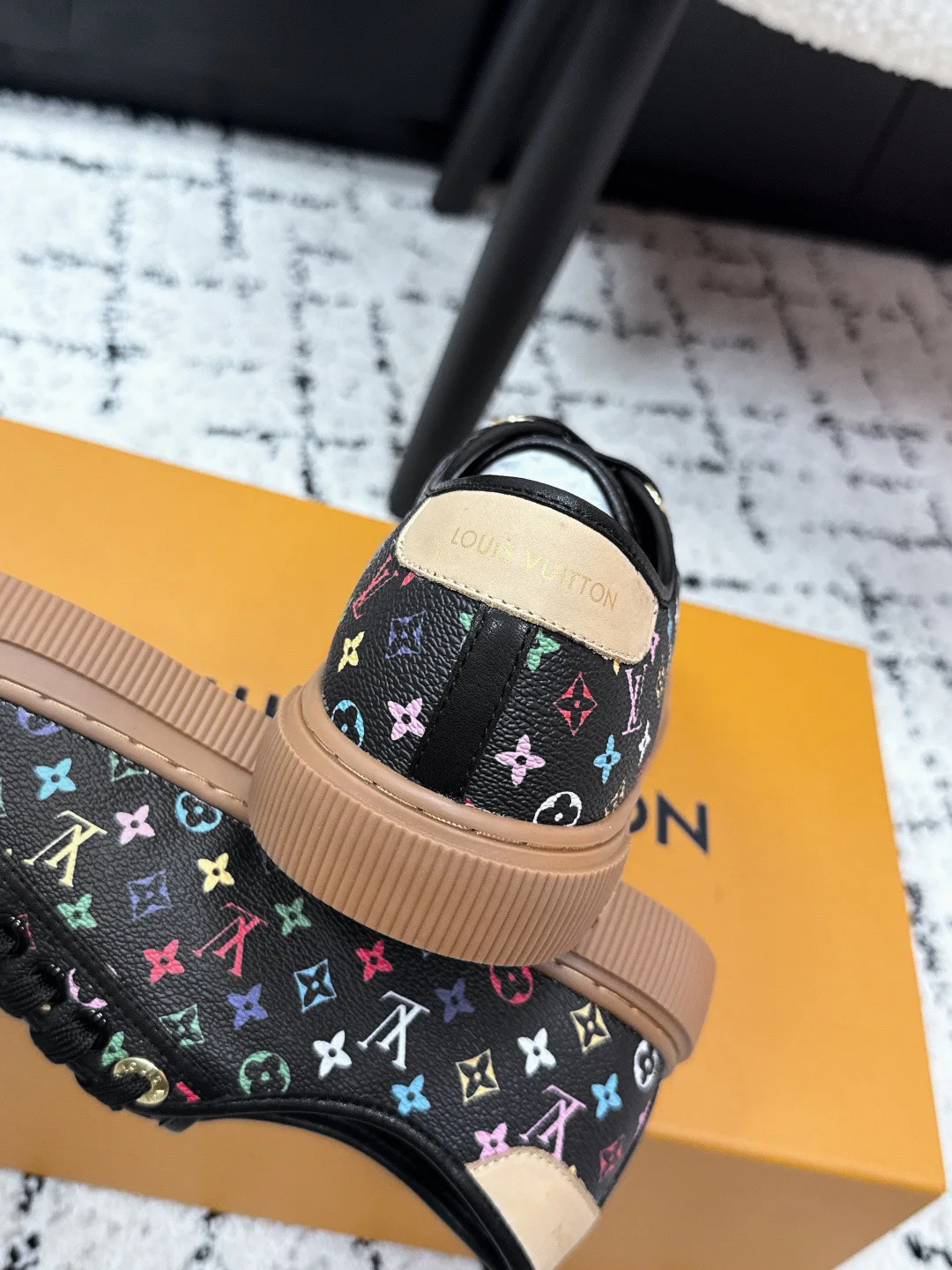 Кеды Женские Louis Vuitton 2471126