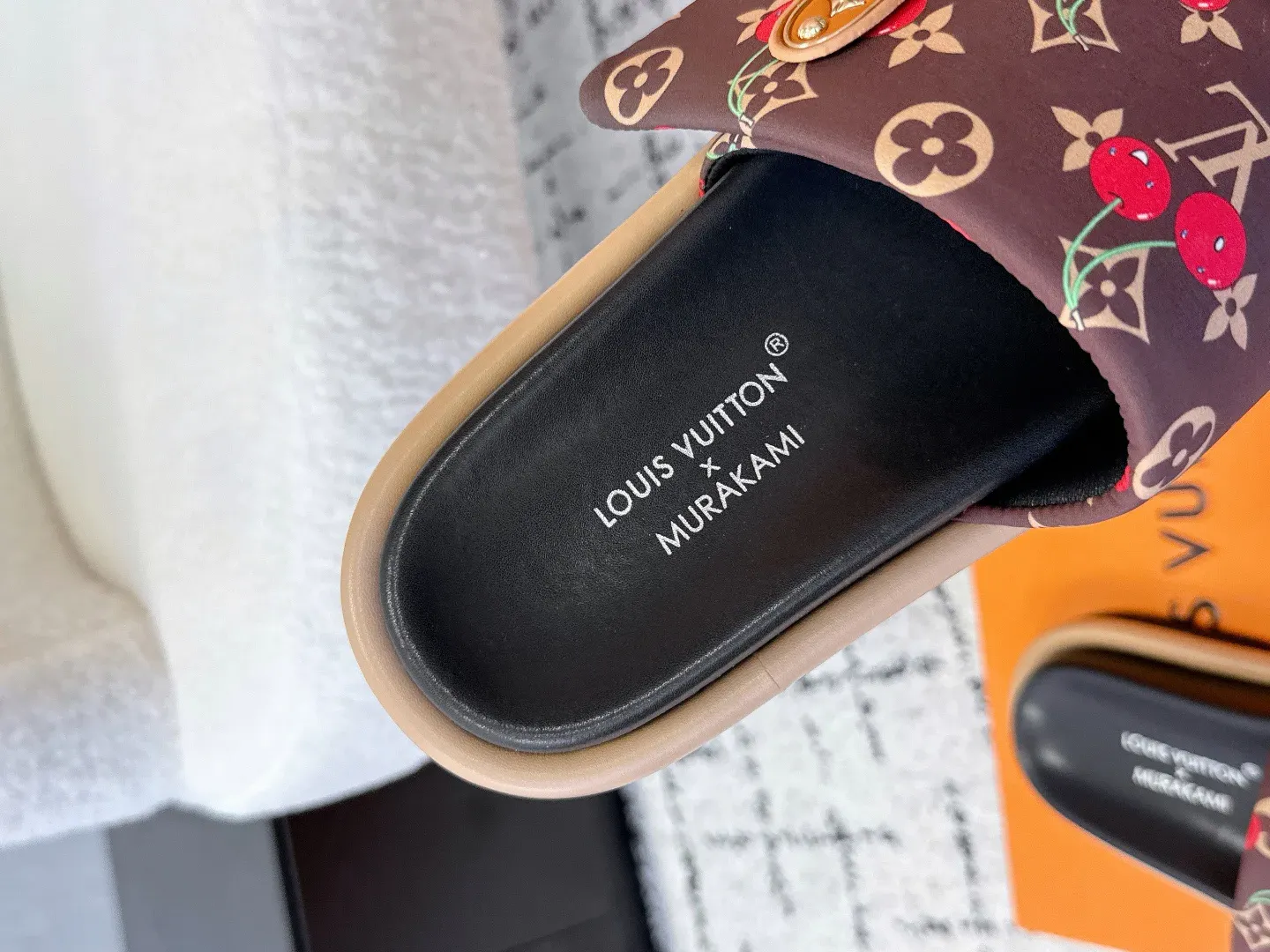 Шлепанцы Женские Louis Vuitton 1752819