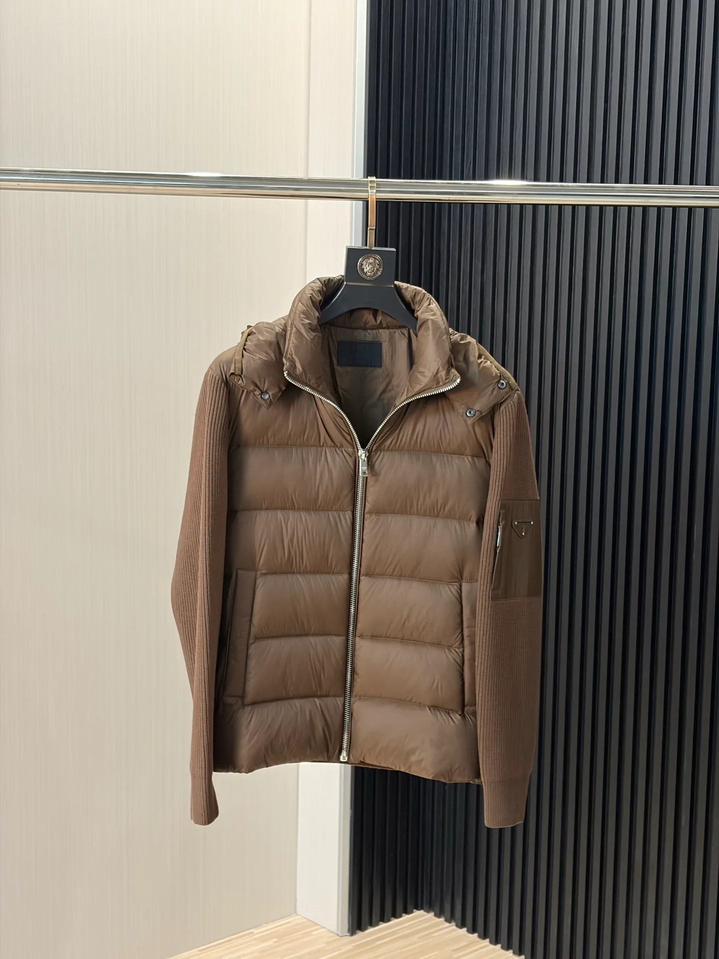 Куртки И Пуховики Женские Prada 18391742