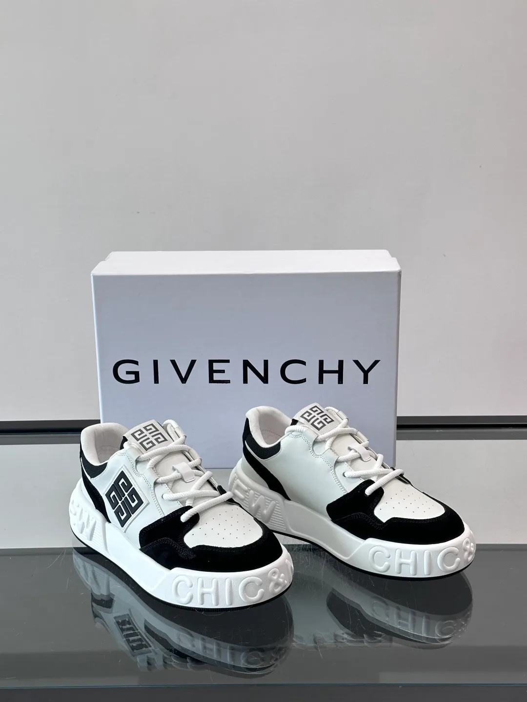 Кроссовки Мужские Givenchy 1889957