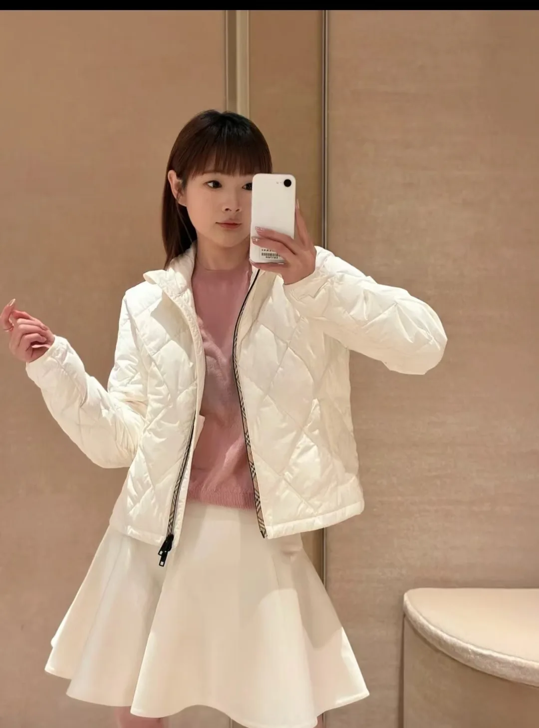 Куртки И Пуховики Женские Burberry 18380335