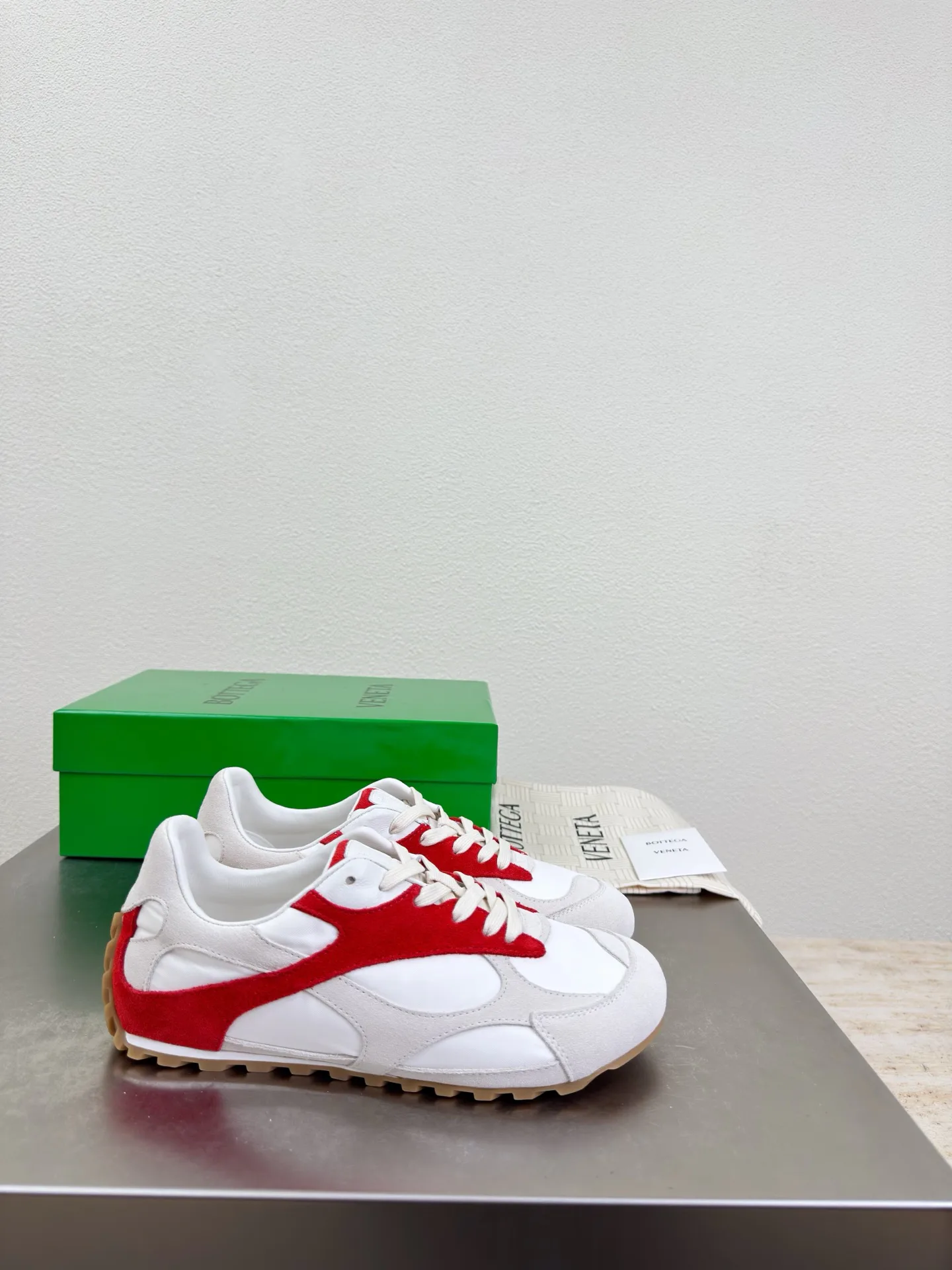 Кроссовки Женские Bottega Veneta 11616622