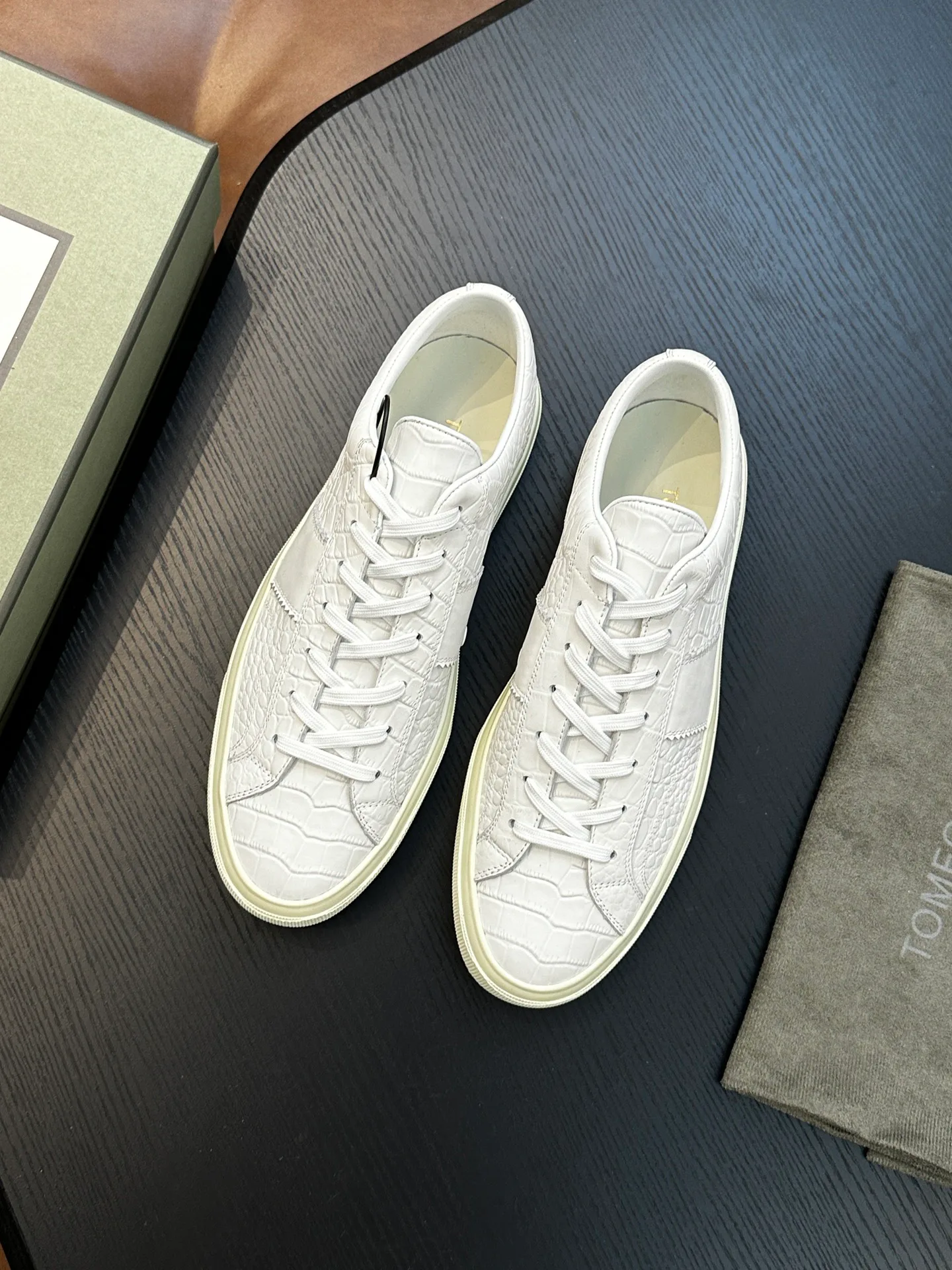 Кроссовки Мужские Tom Ford 18452987