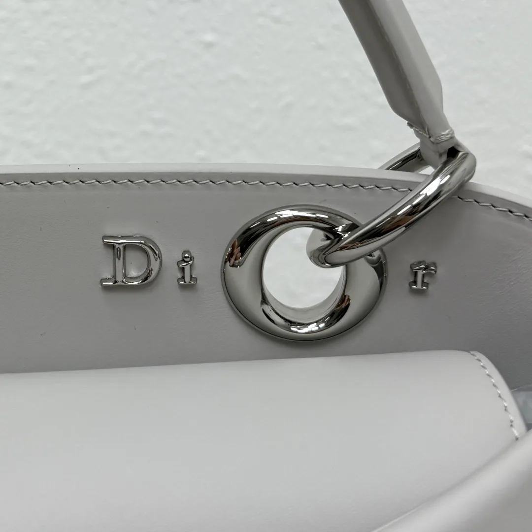 Классические Сумки Женские Christian Dior 18116411