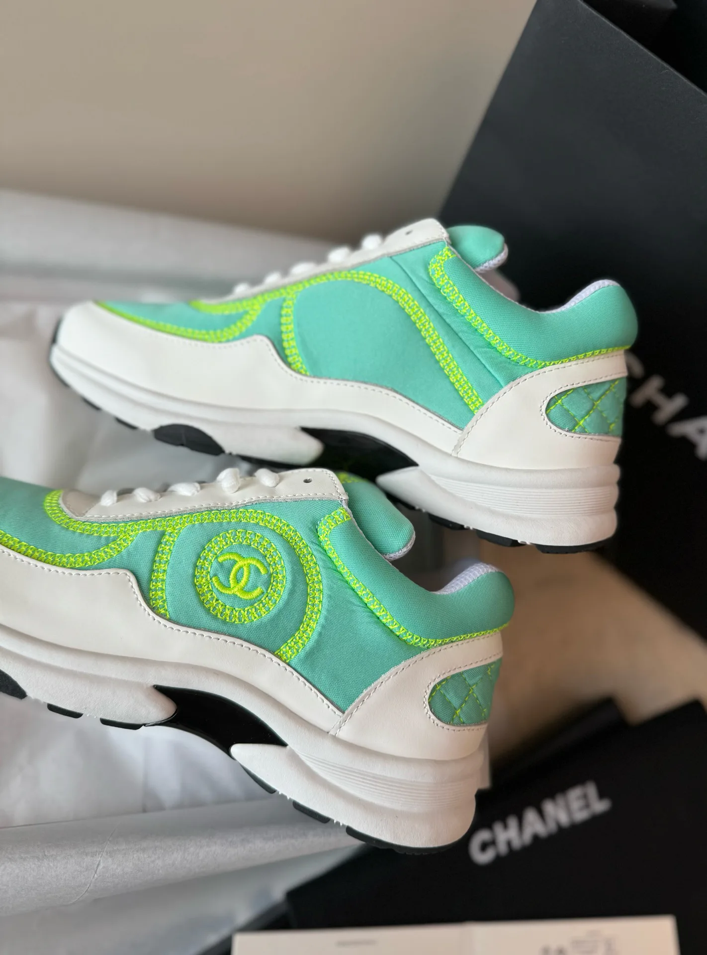 Кроссовки Женские Chanel 17578