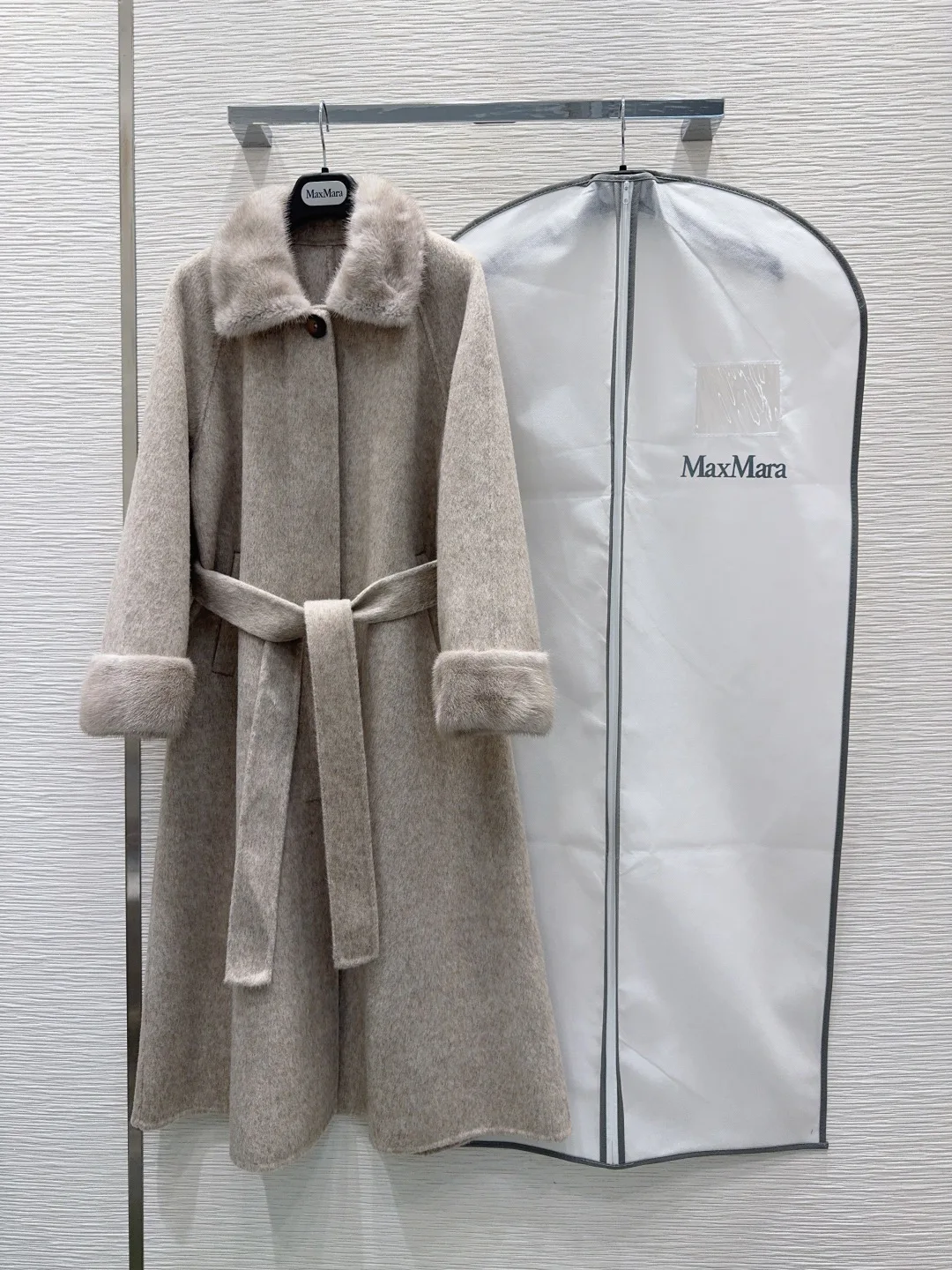 Пальто Женские Max Mara 18456300