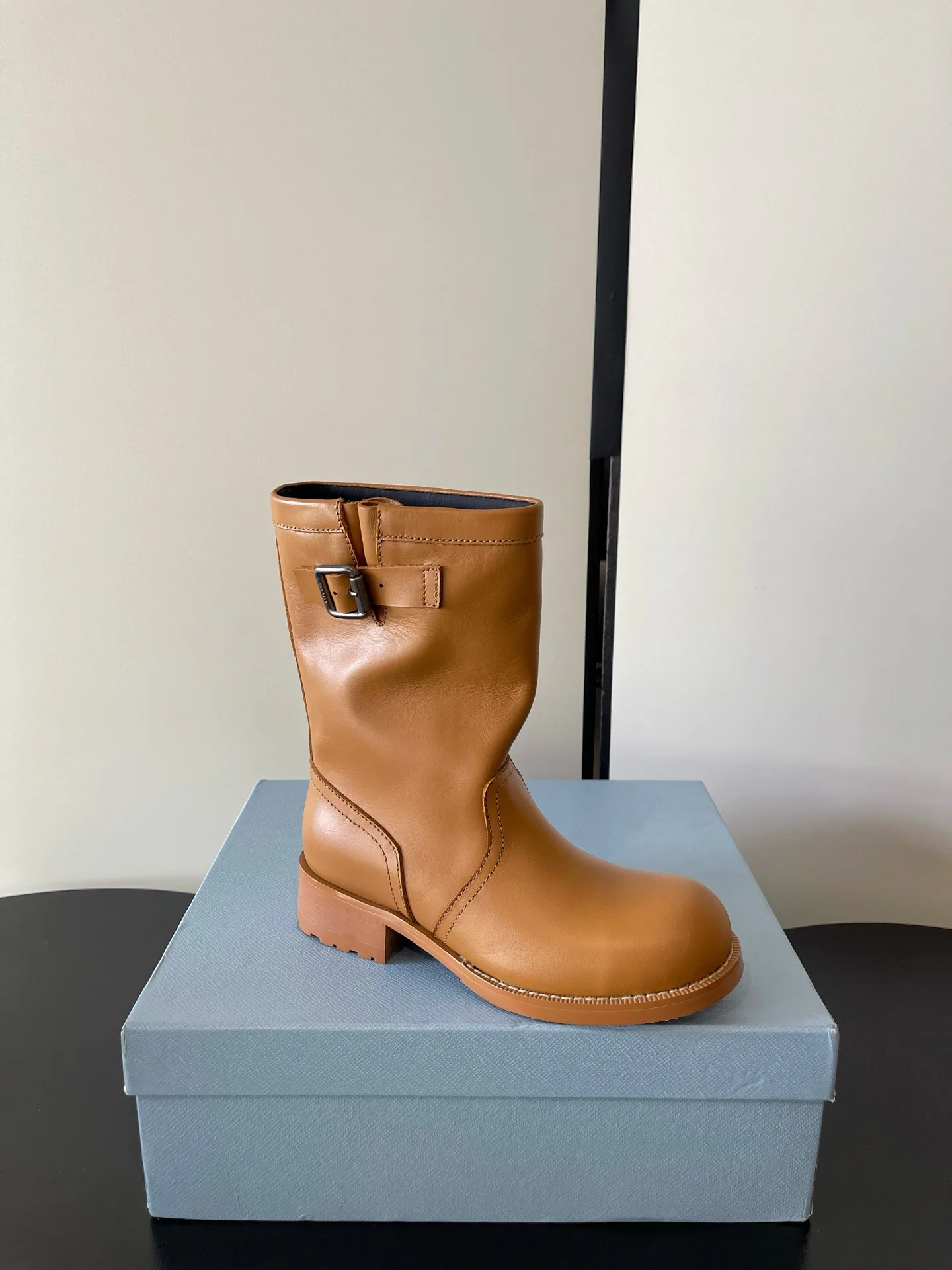 Ботинки Женские Prada 18333953
