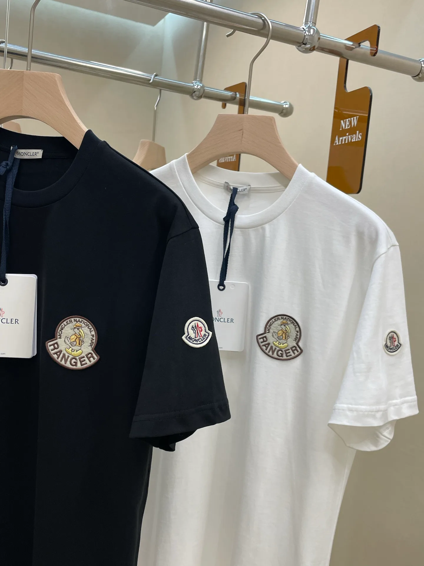 Футболки Женские Moncler 11682998