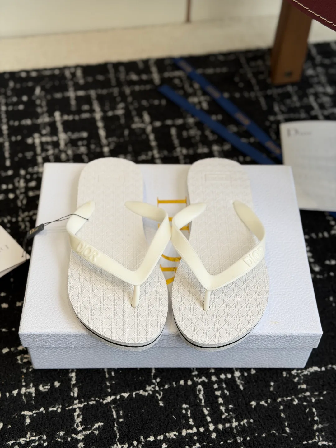 Шлепанцы Женские Christian Dior 11485820