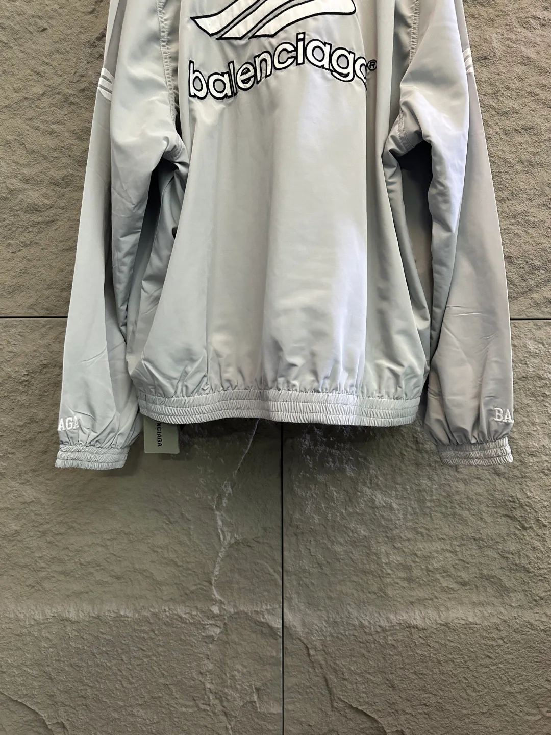 Куртки И Пуховики Женские Balenciaga 11538808