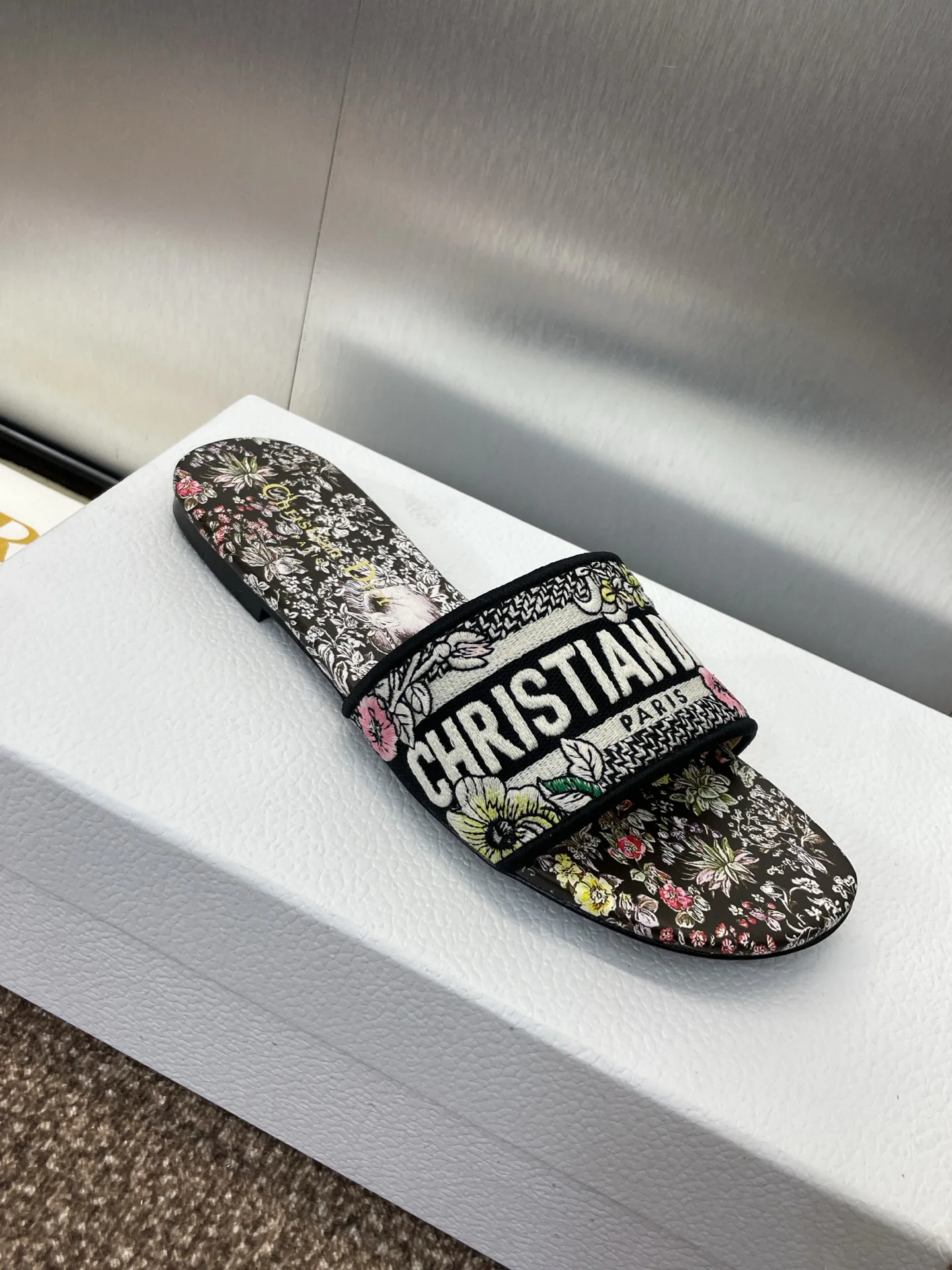 Шлепанцы Женские Christian Dior 20677