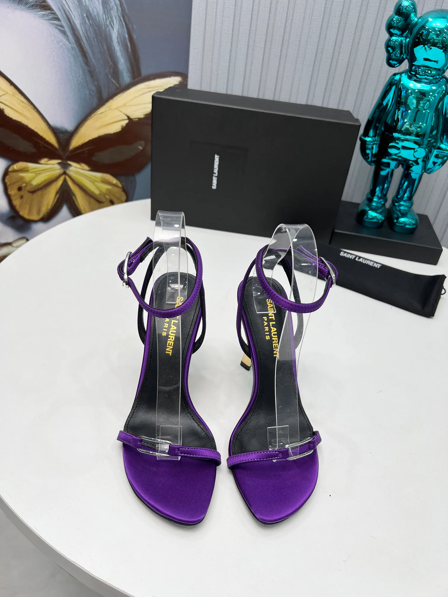 Босоножки Женские Saint Laurent 7184884