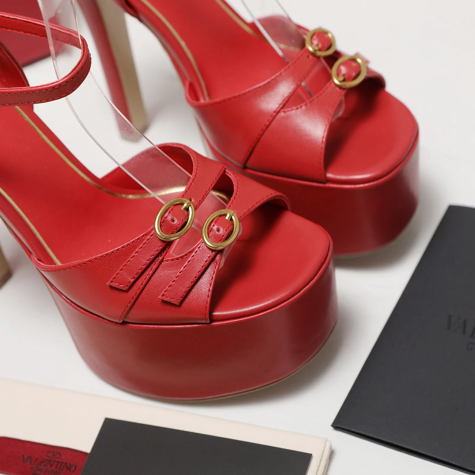 Босоножки Женские Valentino 13542420