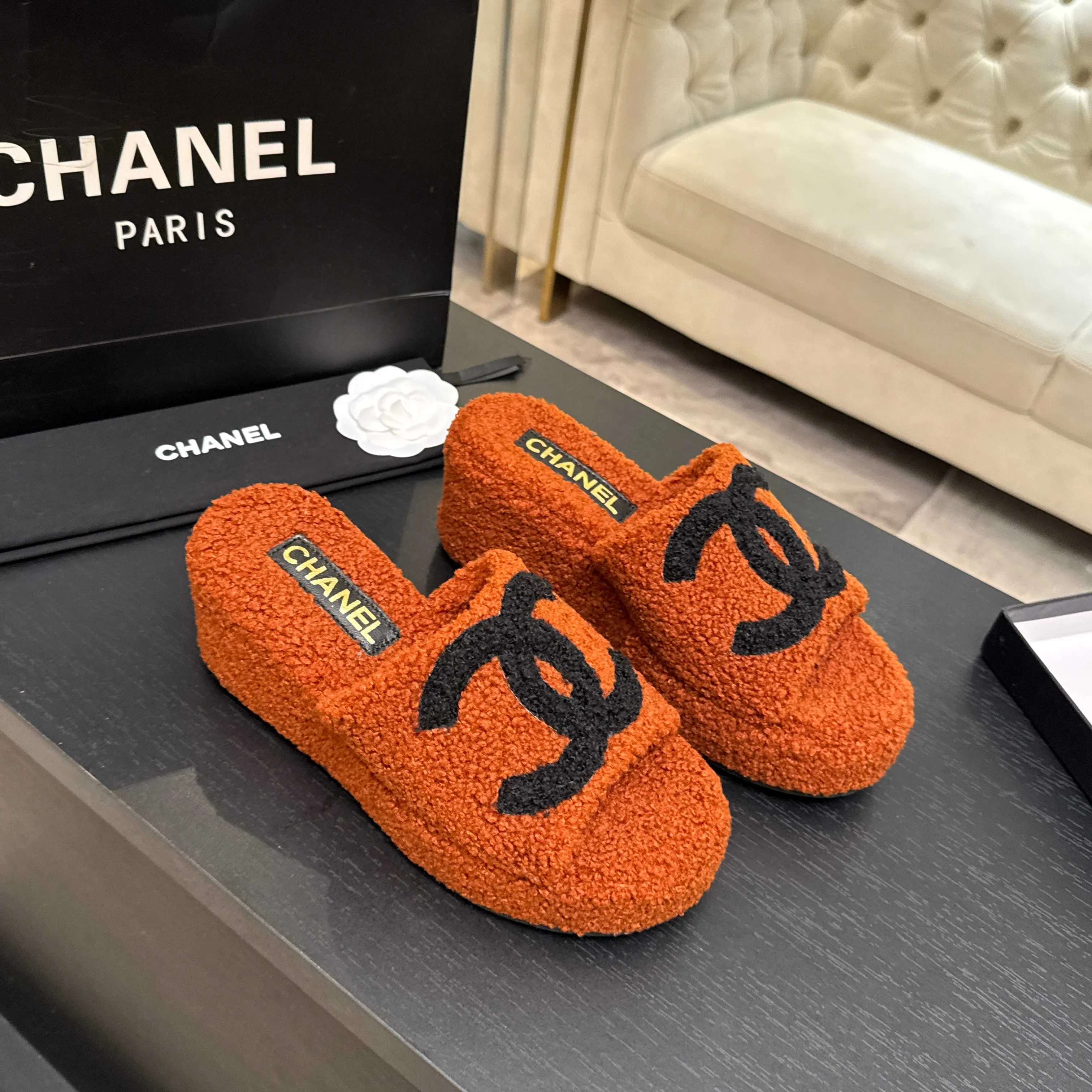 Тапочки Женские Chanel 18501002