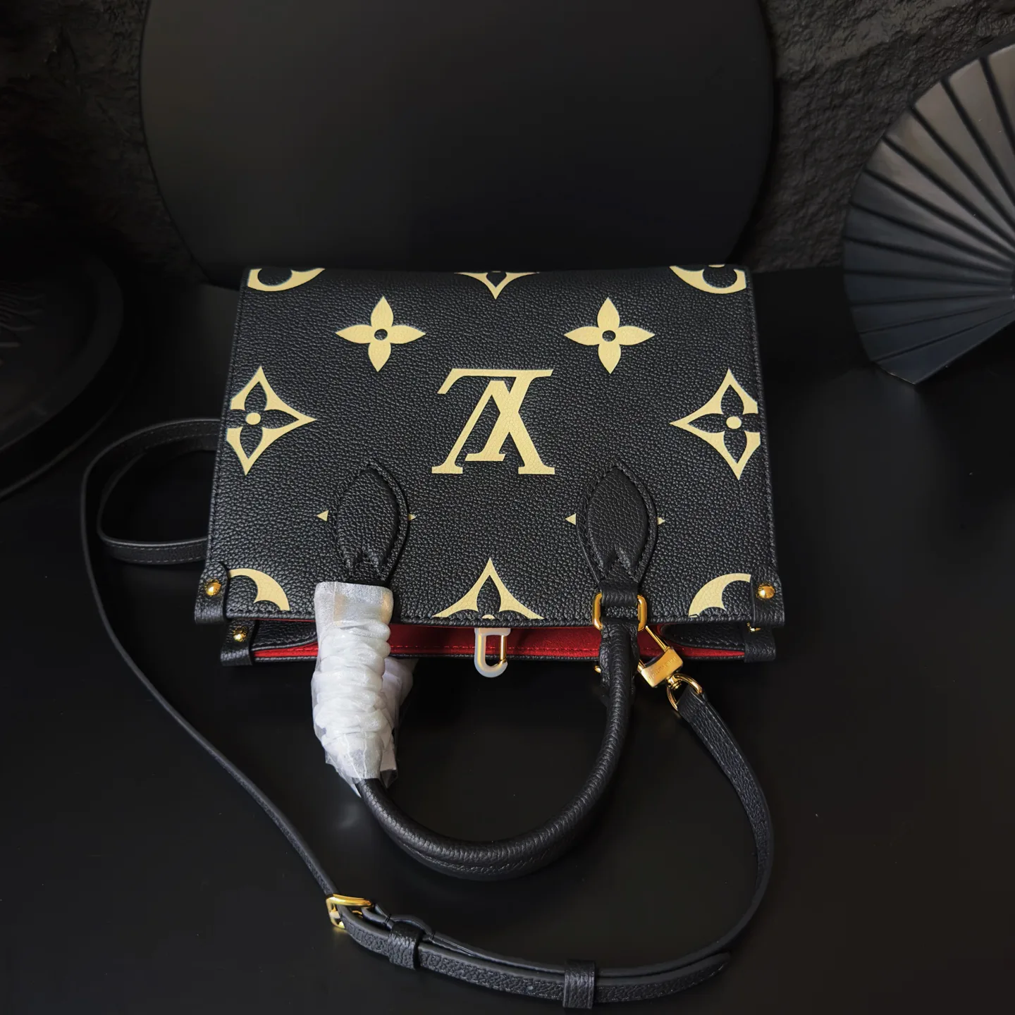Классические Сумки Женские Louis Vuitton 17498629