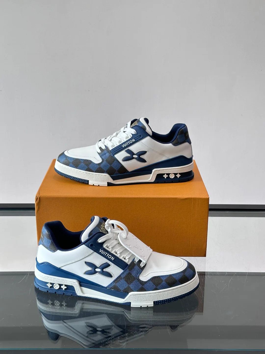 Кроссовки Мужские Louis Vuitton 13546848