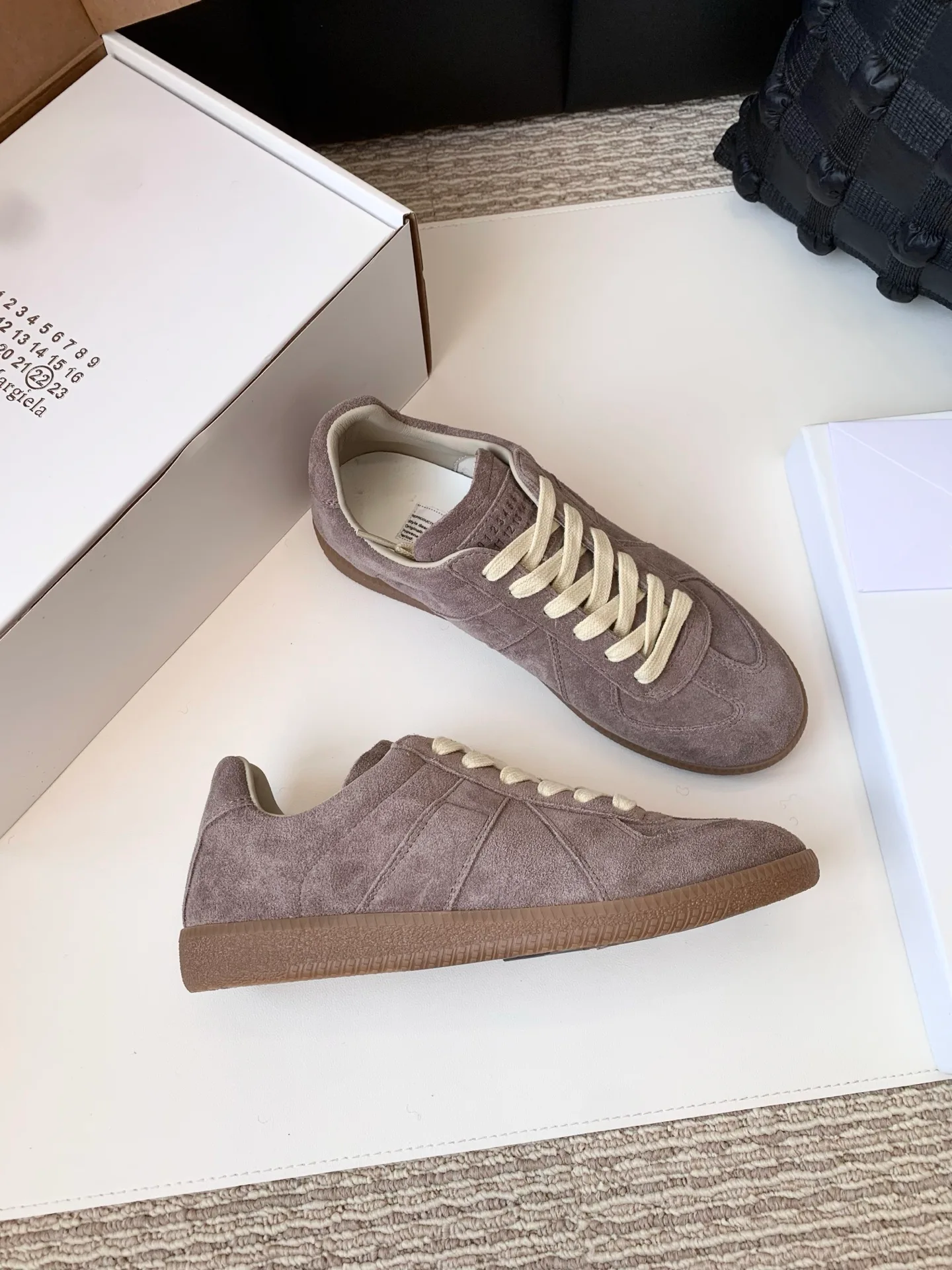 Кроссовки Женские Maison Margiela 20124348
