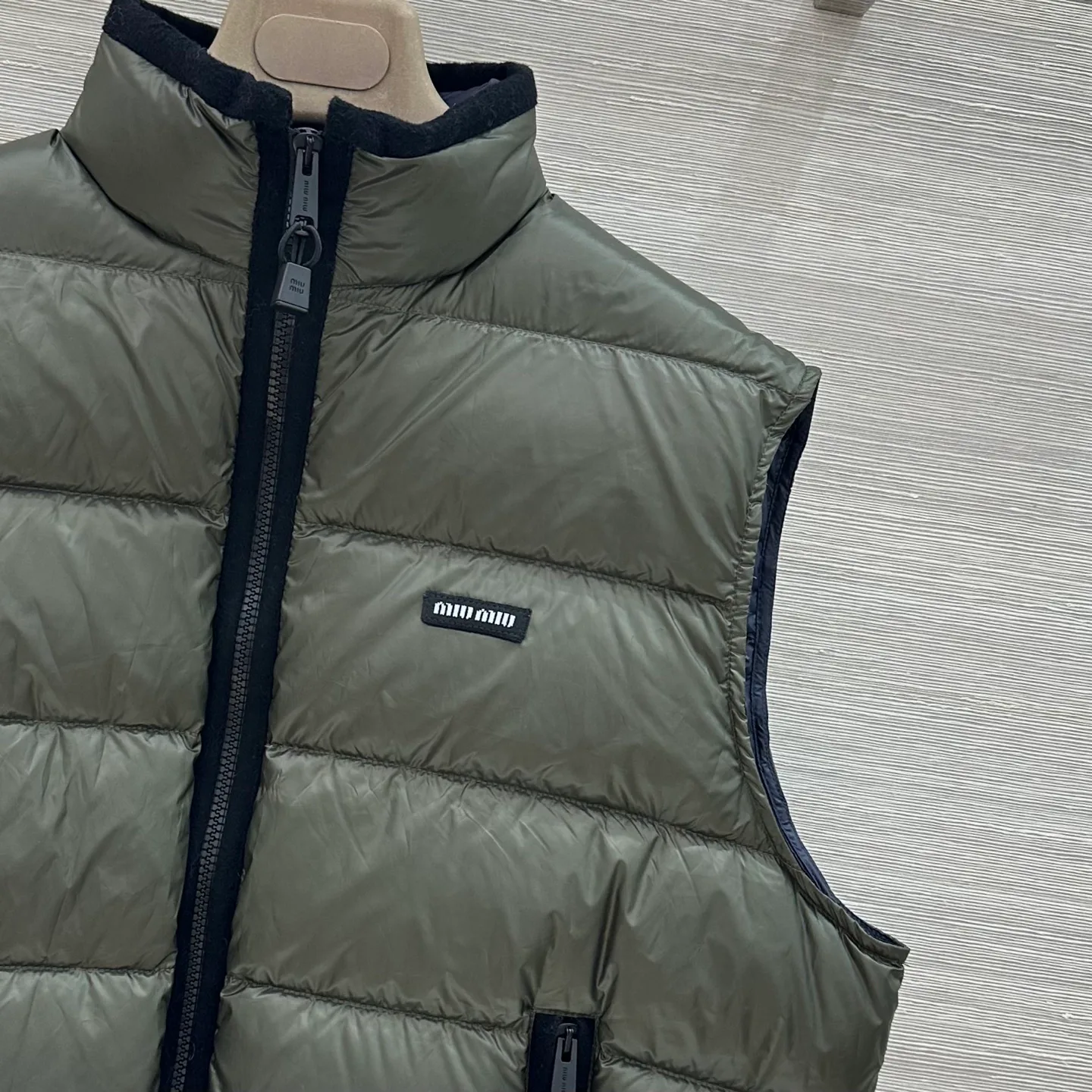 Жилеты Женские Miu Miu 18768331