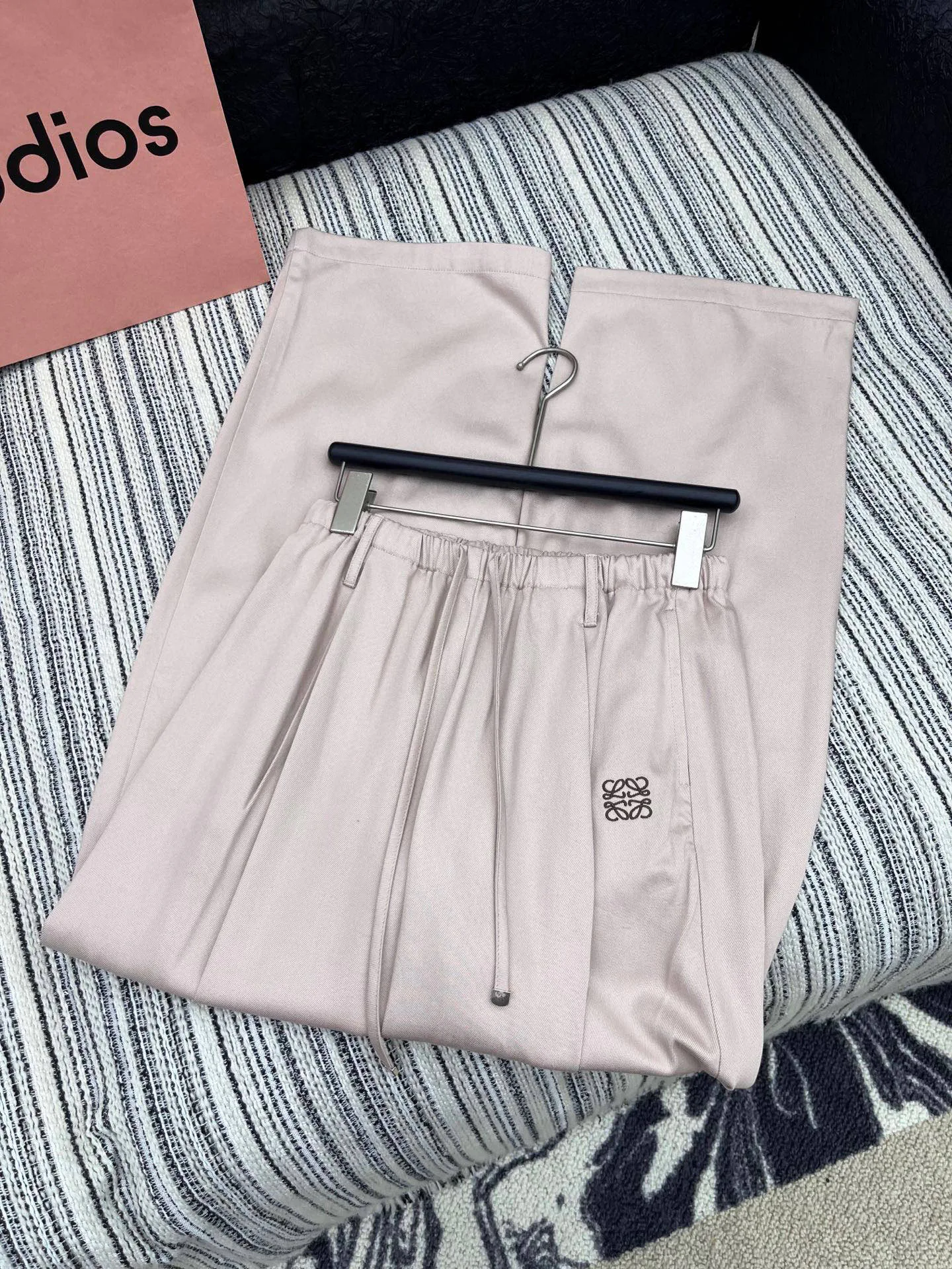 Шорты Женские Loewe 29615