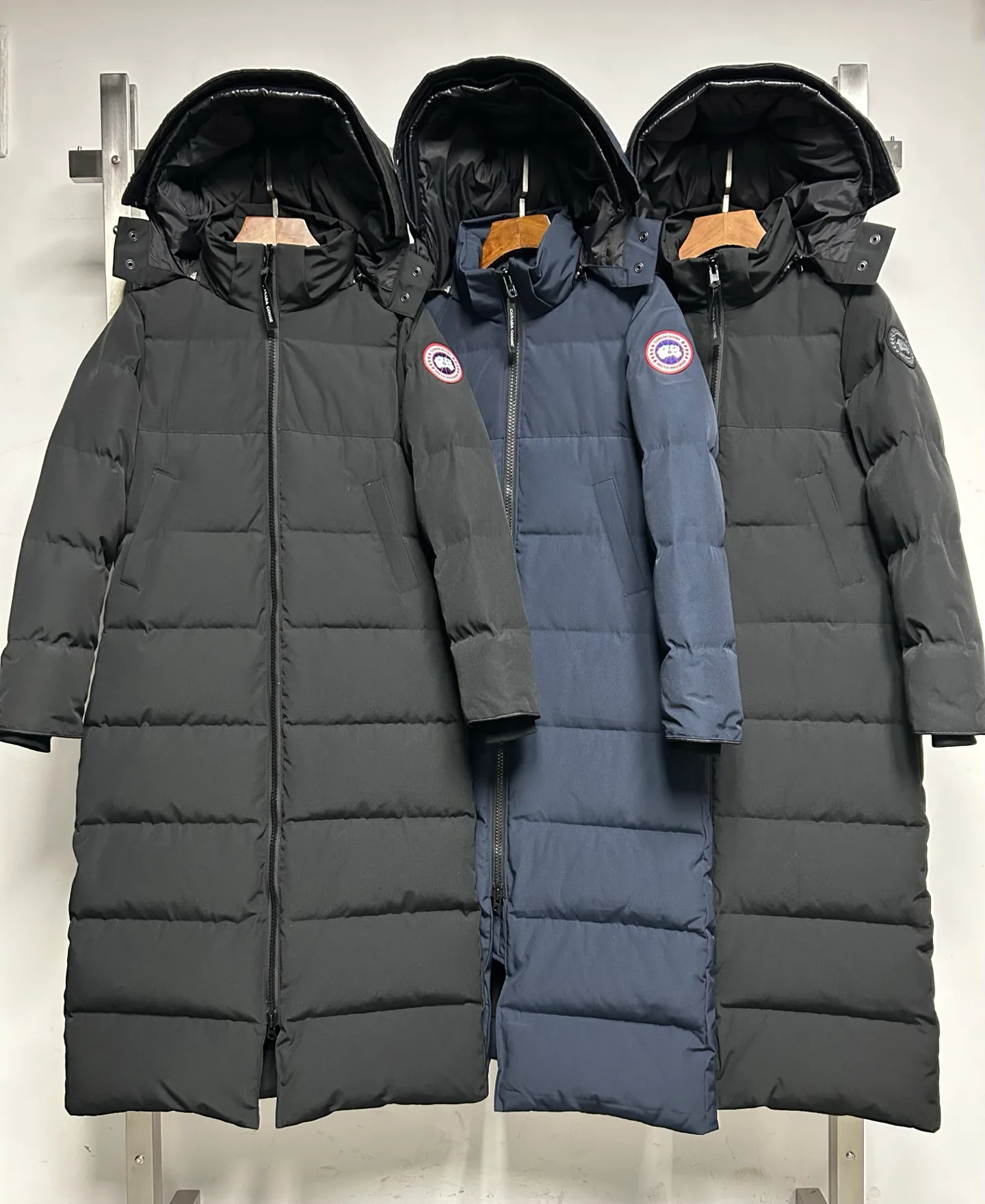 Куртки И Пуховики Женские Canada Goose 19276484