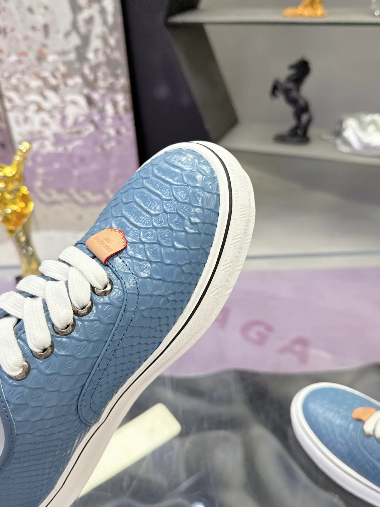 Кроссовки Мужские Louis Vuitton 17930916