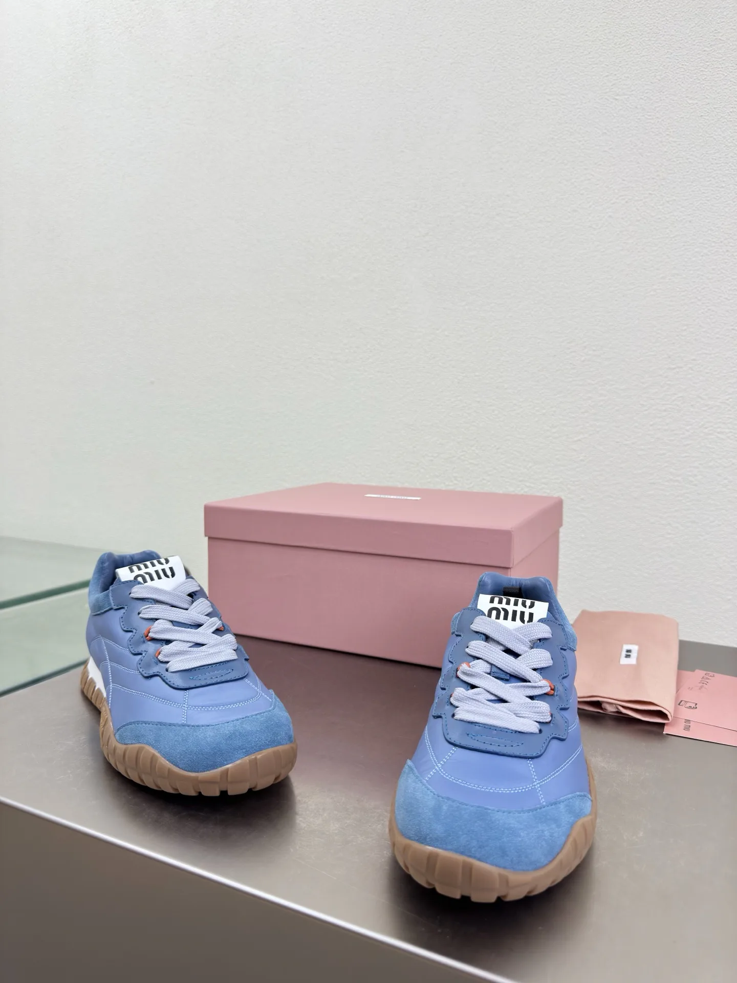 Кроссовки Женские Miu Miu 4339193