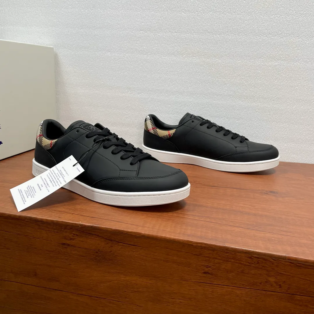 Кроссовки Мужские Burberry 4266651