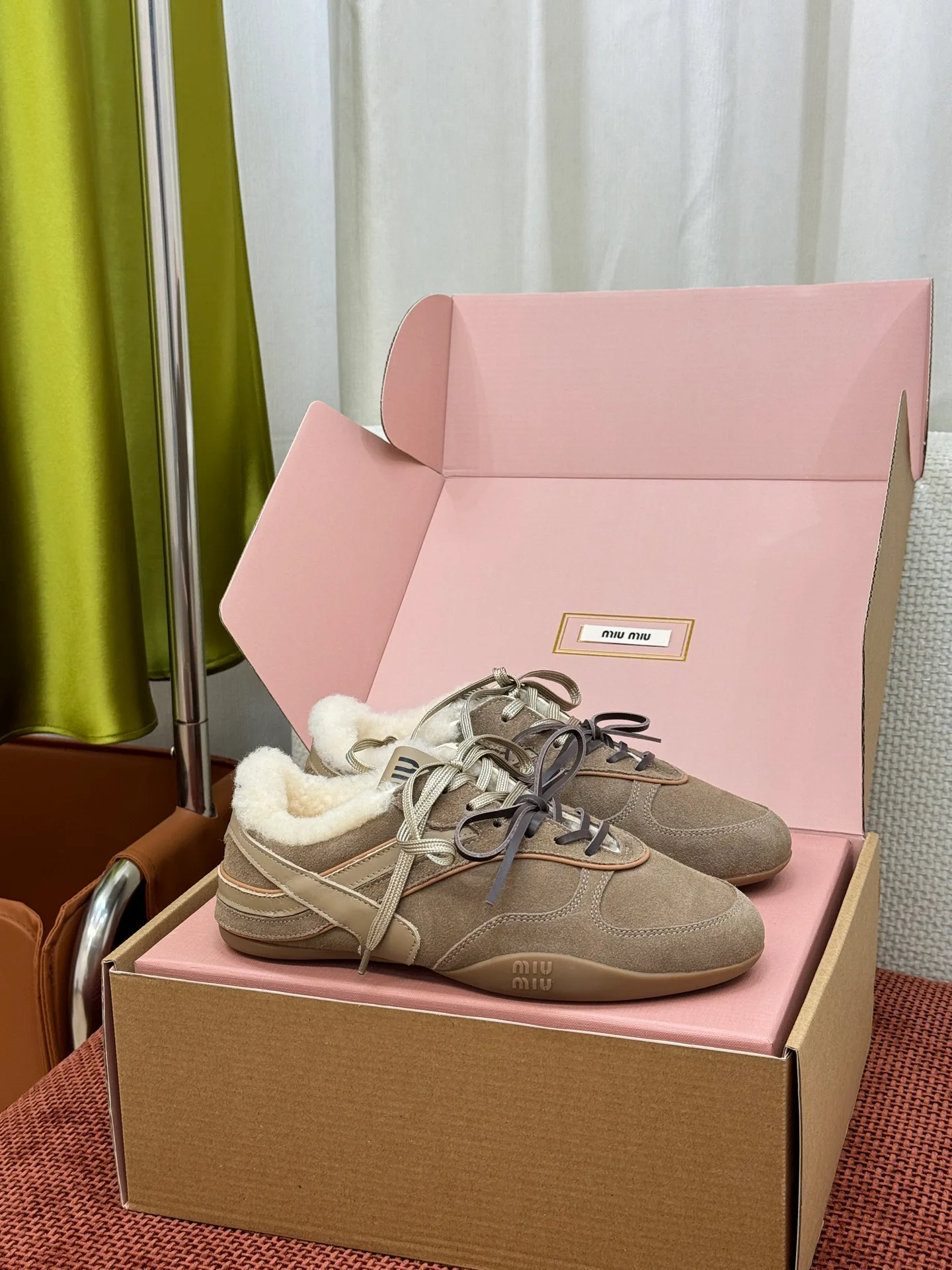 Кроссовки Женские Miu Miu 18341950