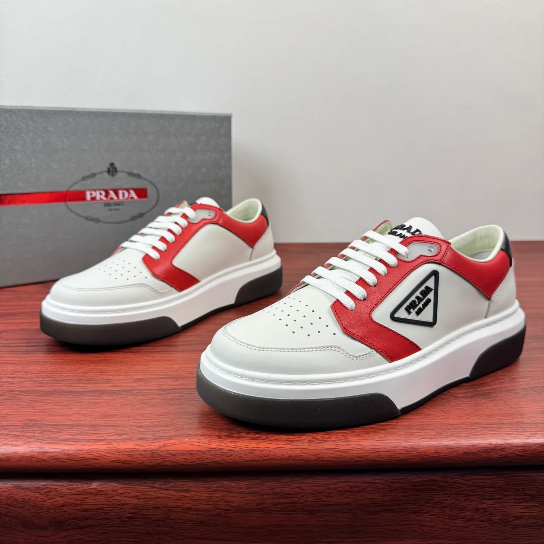 Кроссовки Мужские Prada 12722676