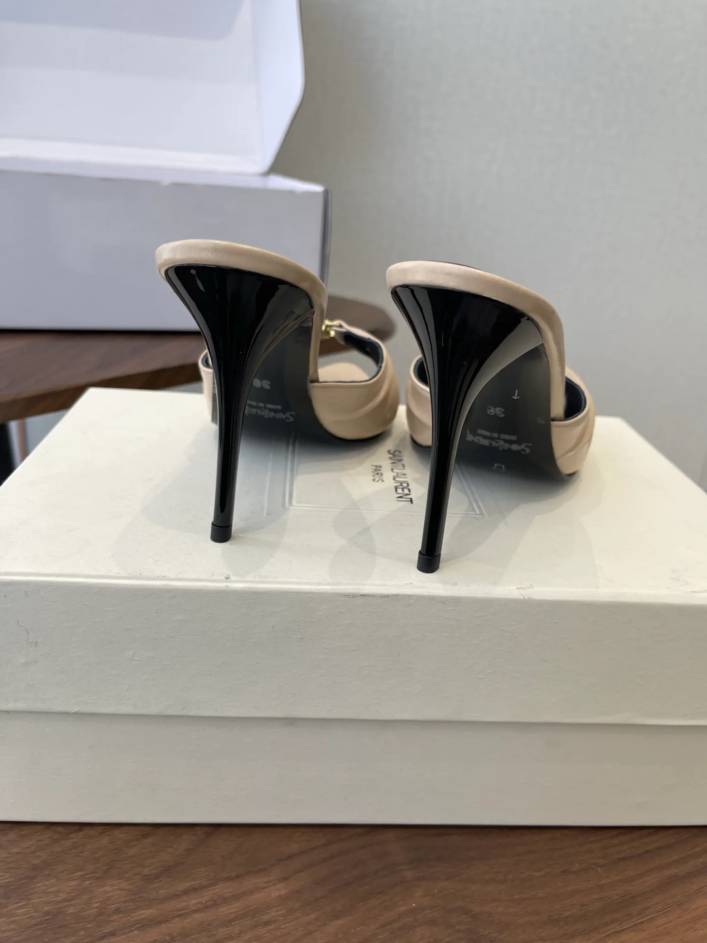 Мюли И Сабо Женские Saint Laurent 11528001
