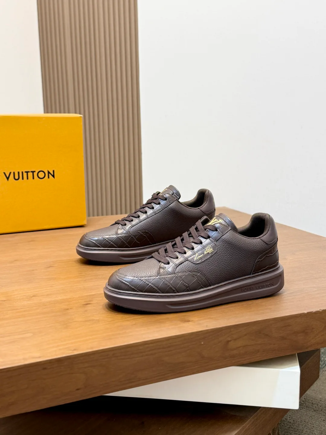 Кроссовки Мужские Louis Vuitton 18265104
