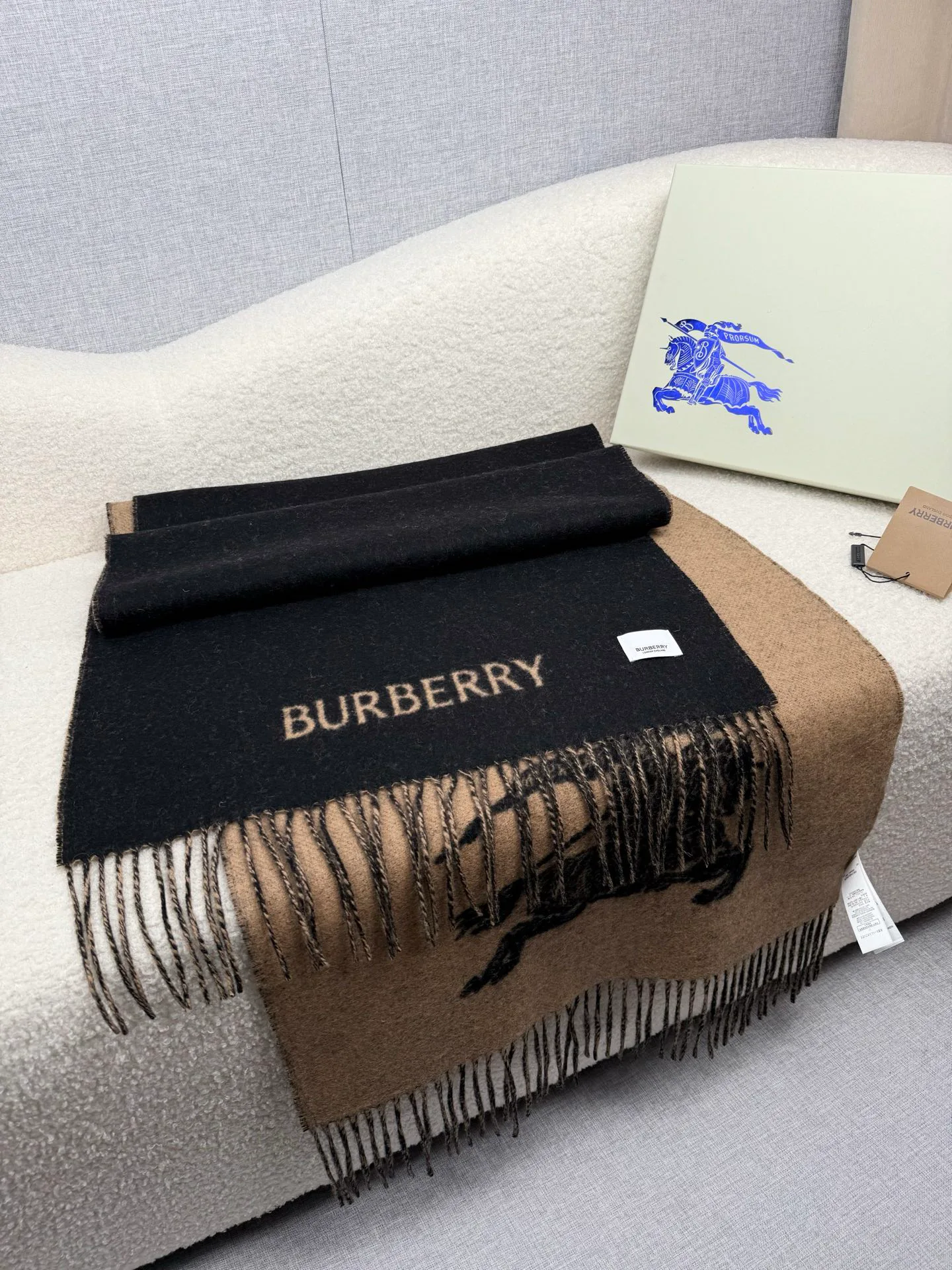 Шарфы Burberry 692776
