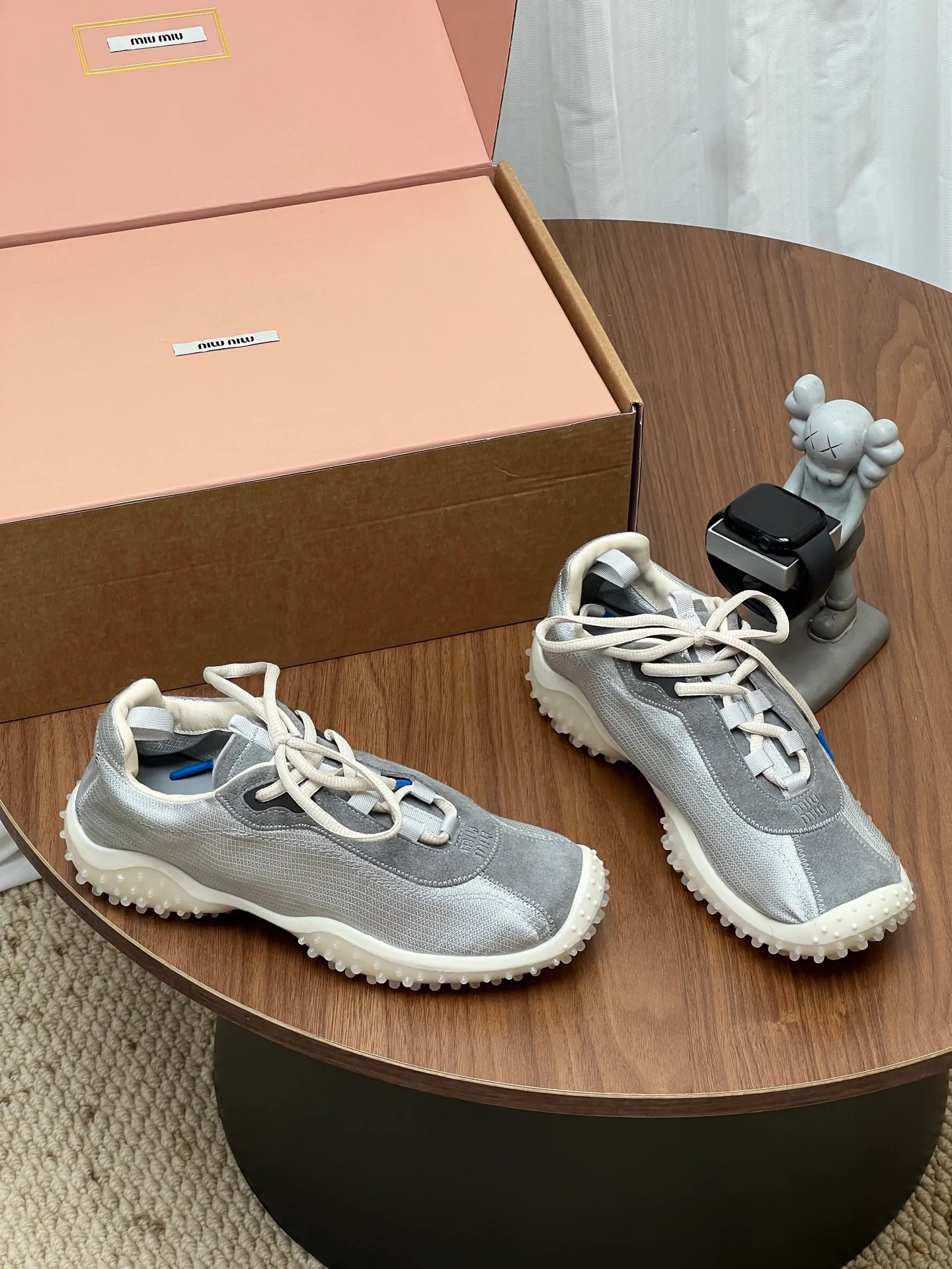 Кроссовки Женские Miu Miu 17787092
