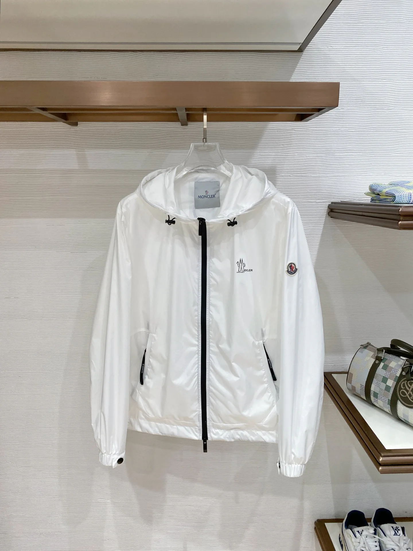 Пальто И Тренчи Мужские Moncler 11556920