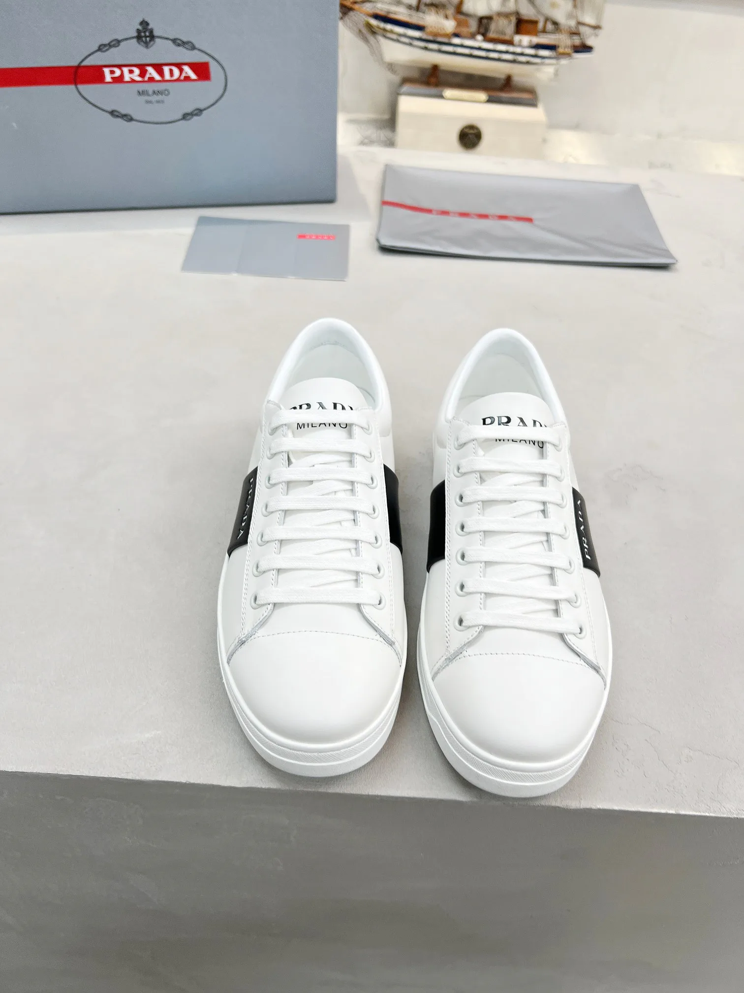 Лоферы И Туфли Мужские Prada 11670903