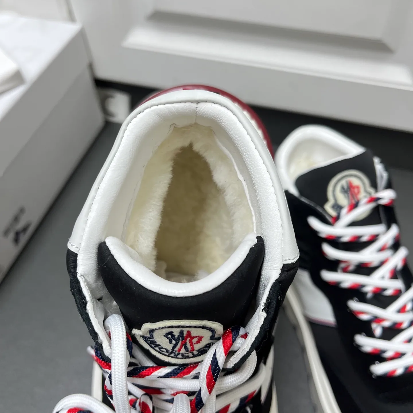 Кроссовки Мужские Moncler 239643