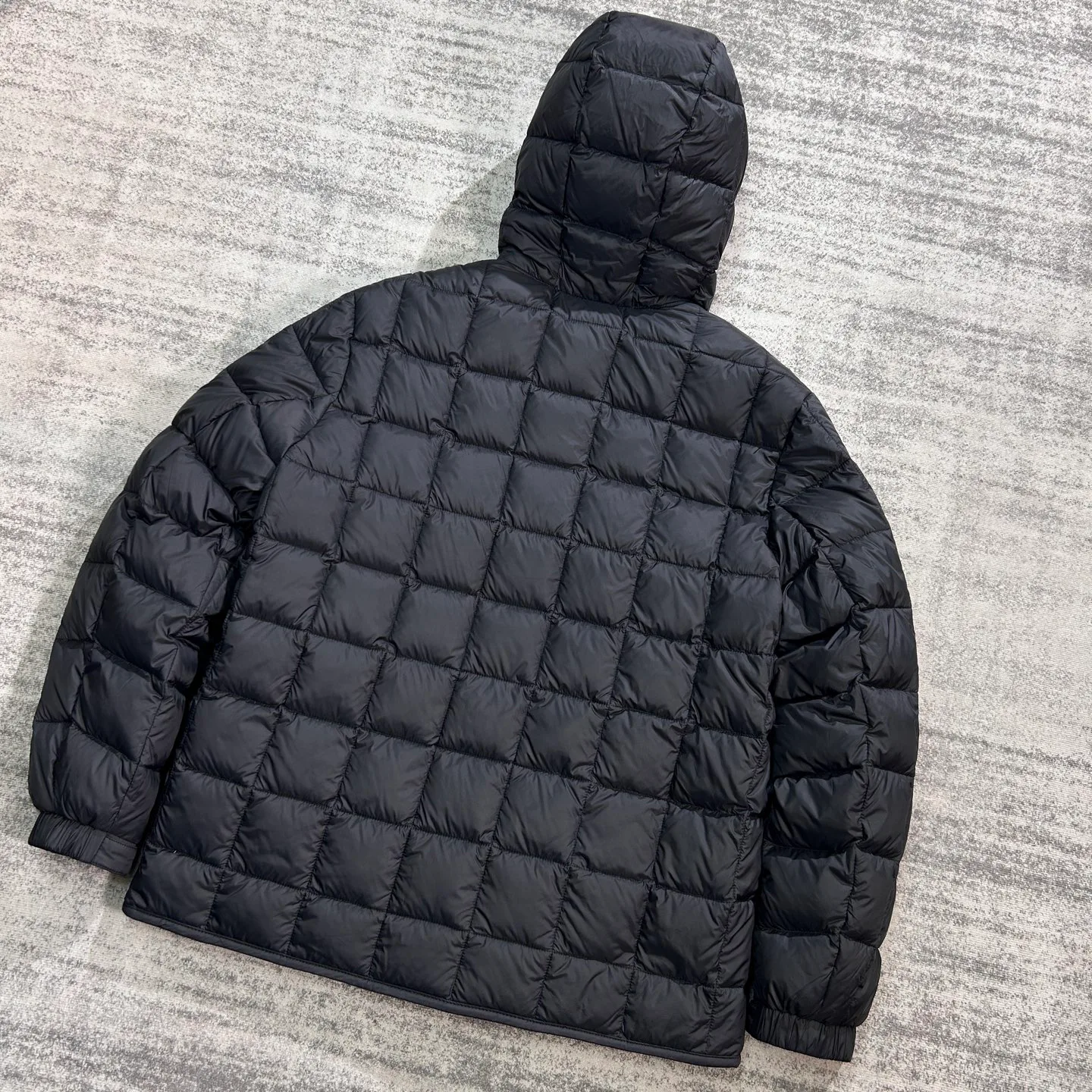 Куртки И Пуховики Женские Moncler 18840101