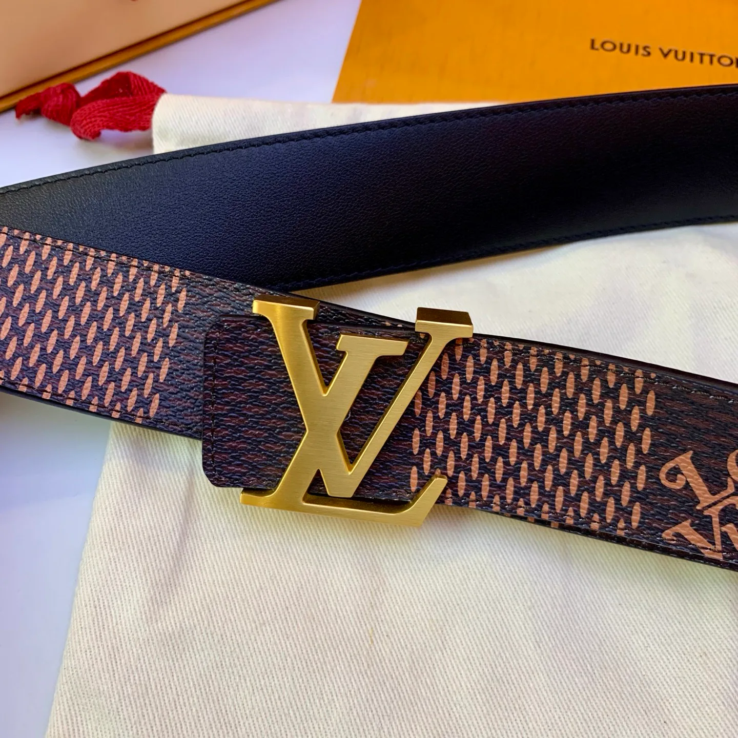 Ремни Louis Vuitton 17682162