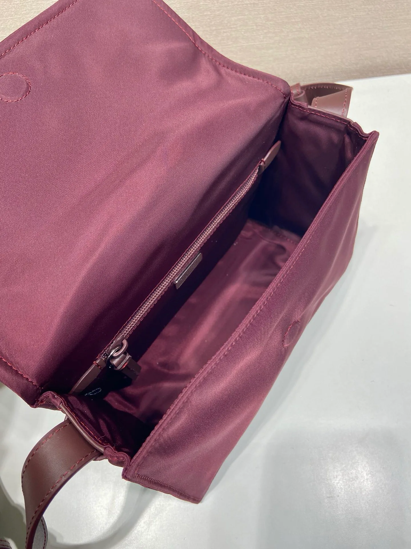 Сумки На Ремне Женские Prada 11682060