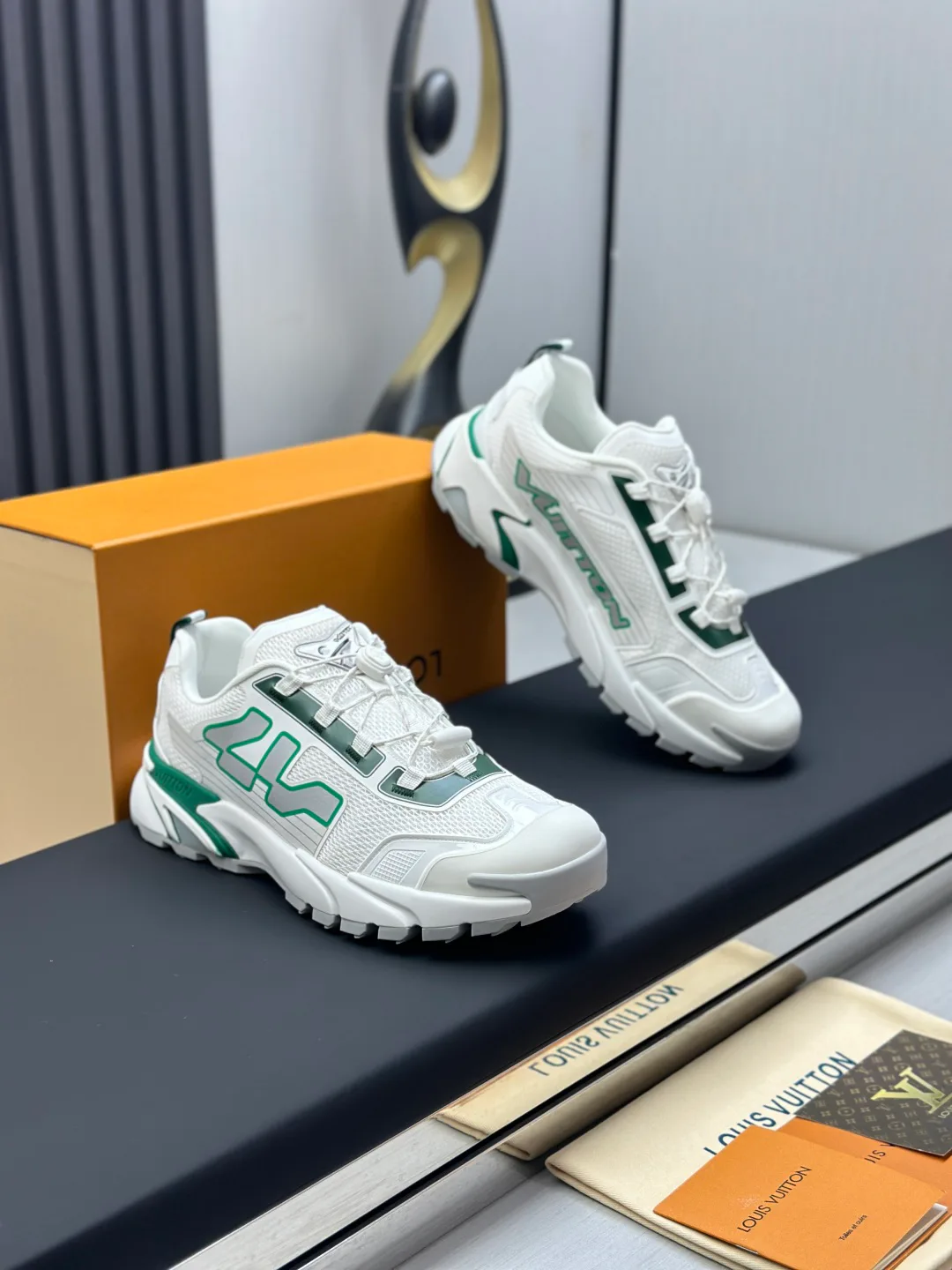 Кроссовки Мужские Louis Vuitton 153021